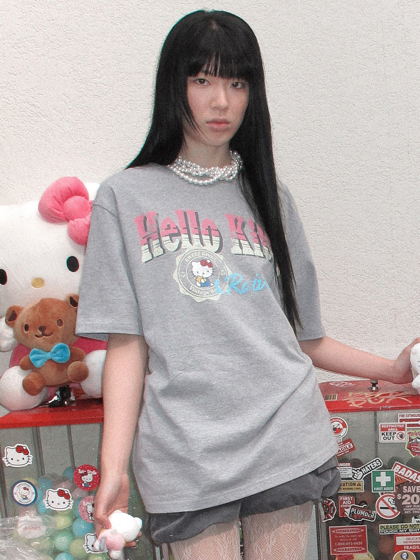 RAIVE × Hello Kitty｜Stamp Graphic Tee