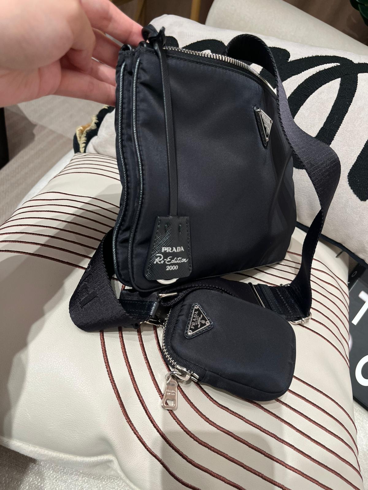 Prada re-edition re-nylon 2 way bag 100%Authentic,98%new ✅coin bag✅dust bag