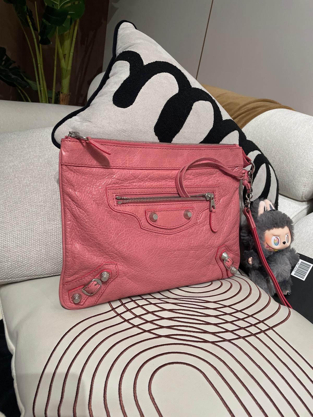 Balenciaga Clutch Bag 100%Authentic,95%new✅booklet