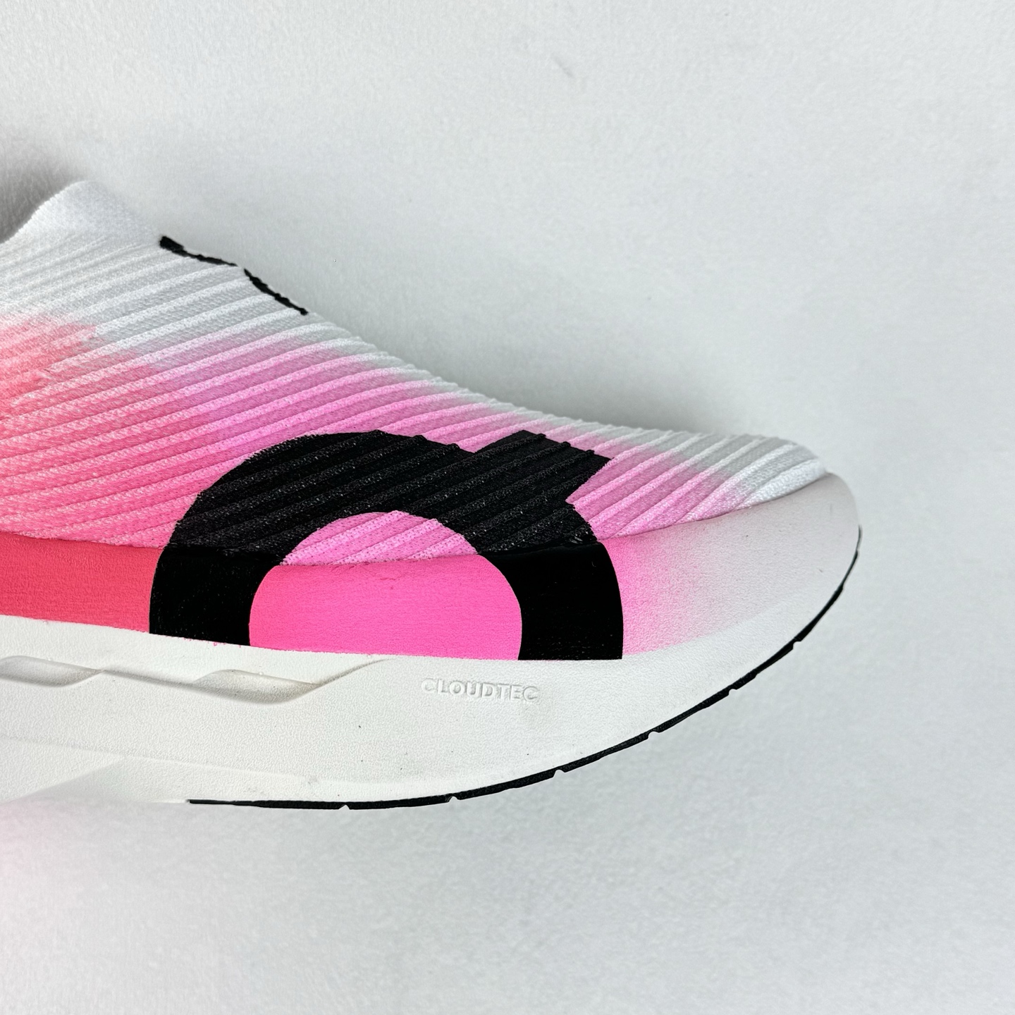 On Cloudboom Strike LS