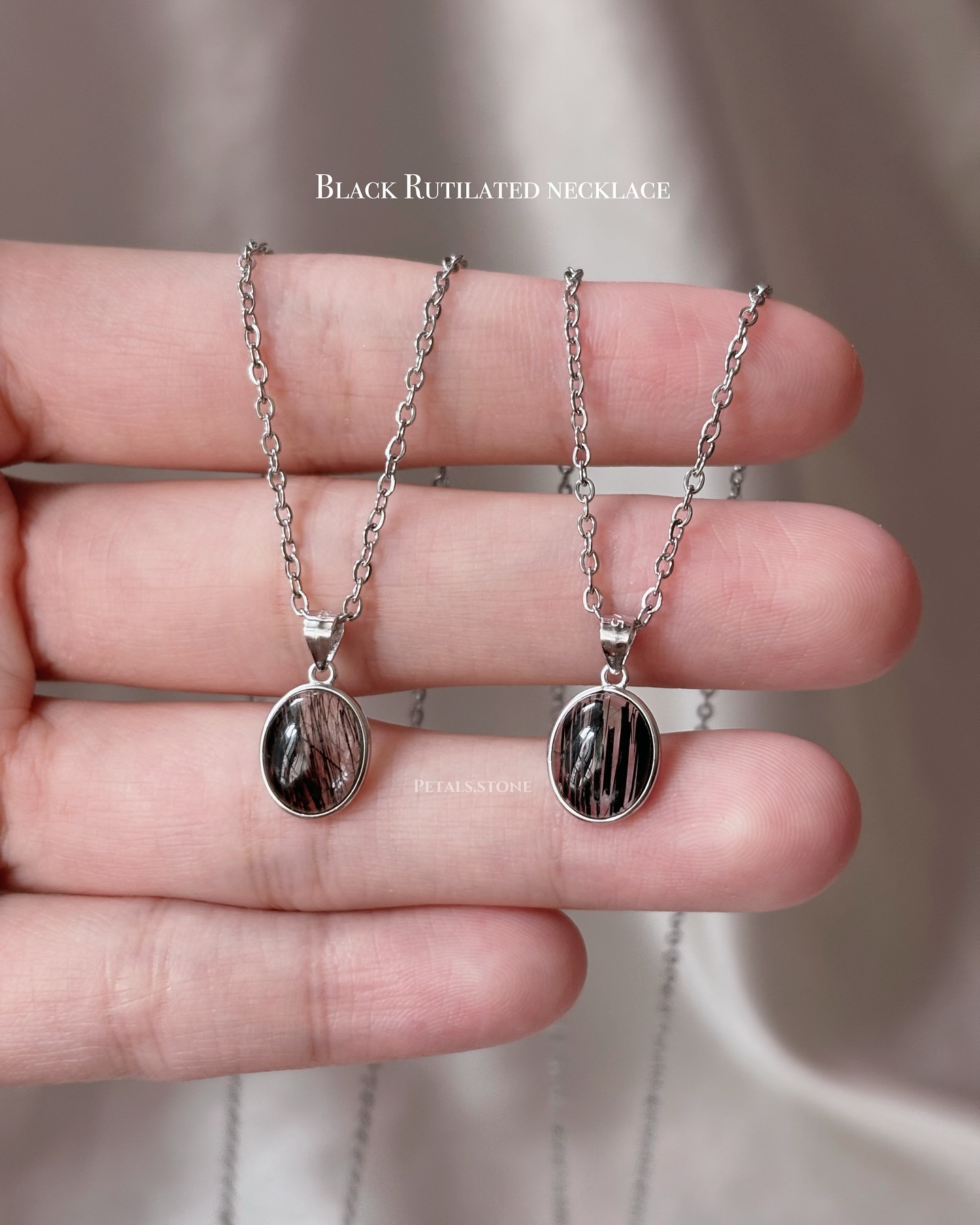 🖤BLACK RUTILATED NECKLACE