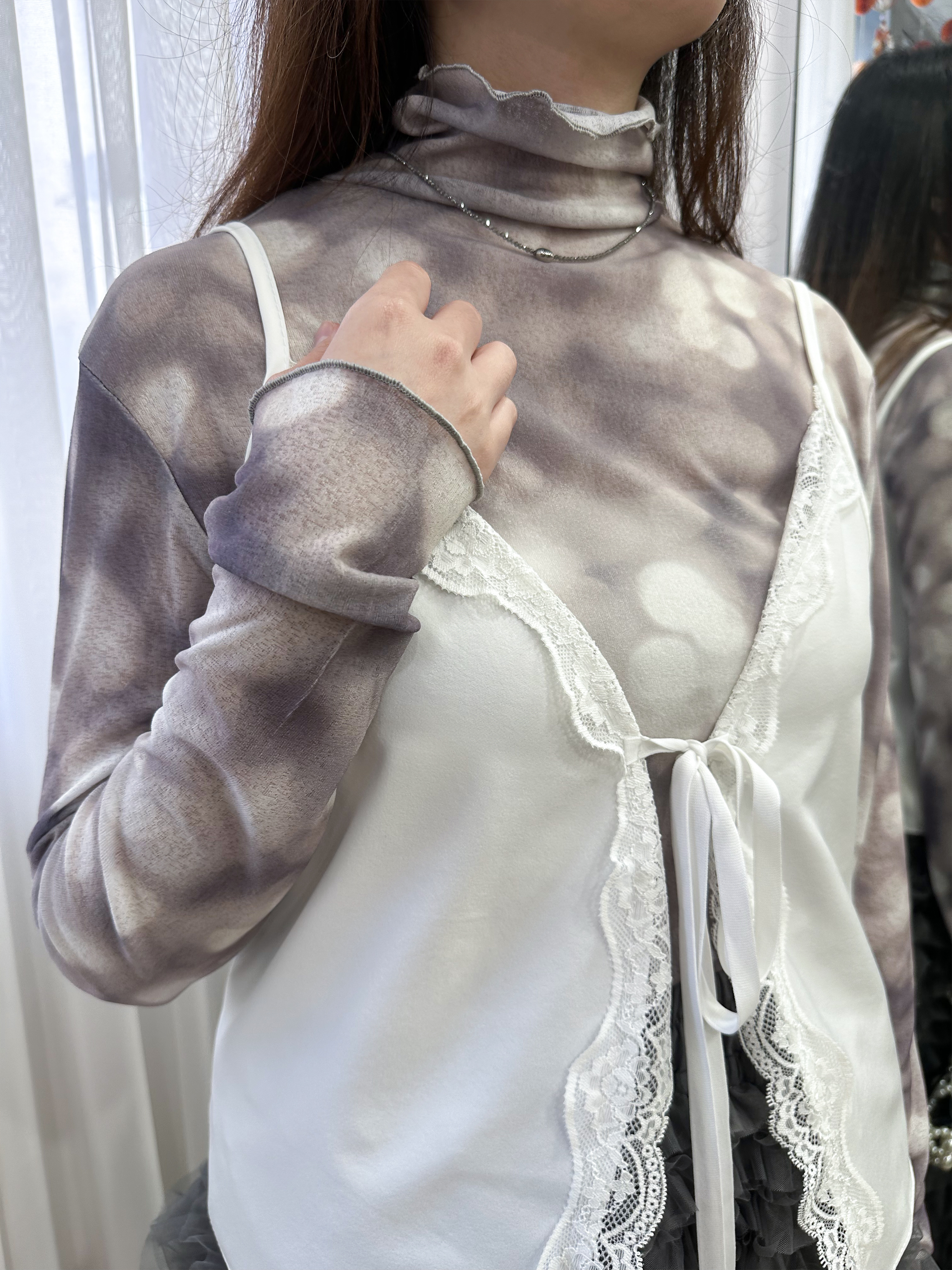 高檔藝術風～印花高領上衣 PP0003 - 淺灰色 Light Grey