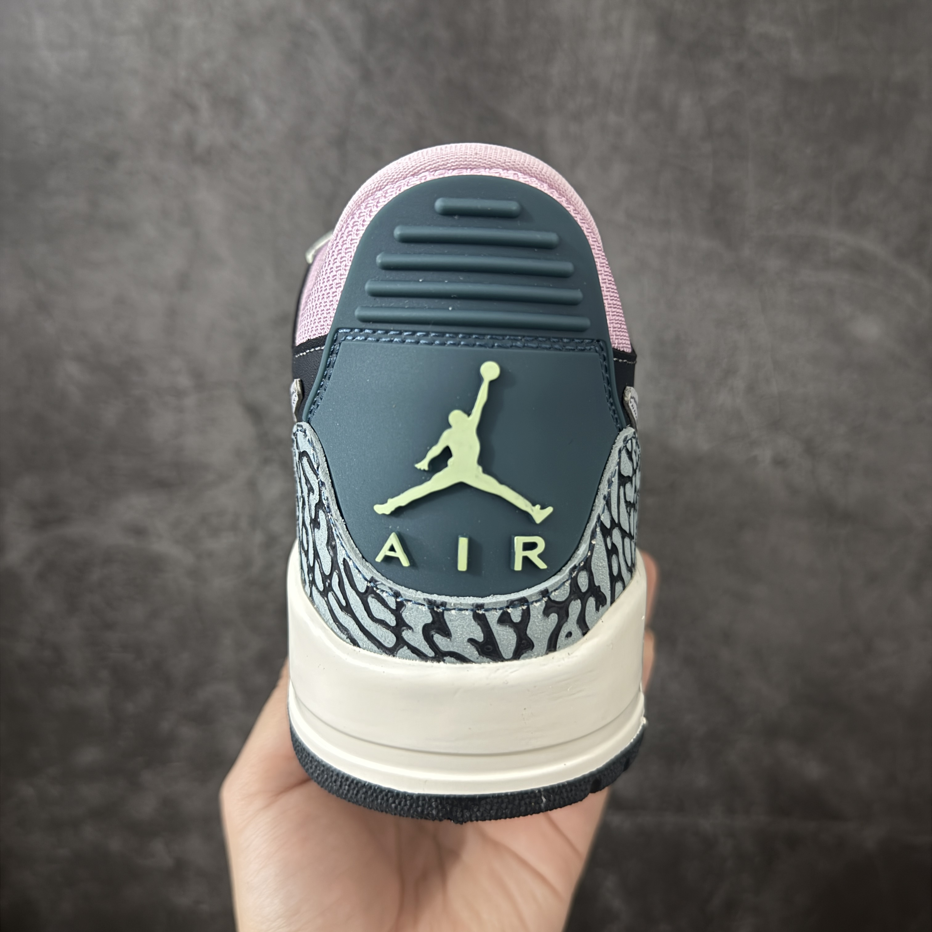 Nike Jordan Legacy 312 Low "Anthracite/Iced Jade" CD7069-007