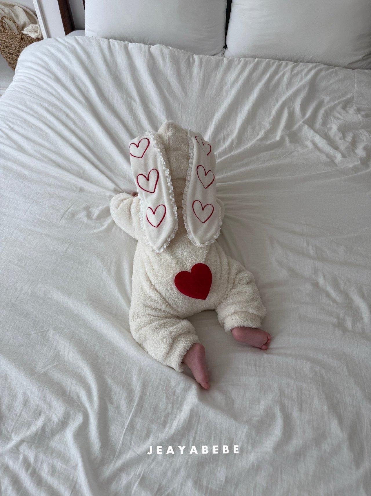 Jeayabebe | Rabbit suit Cream