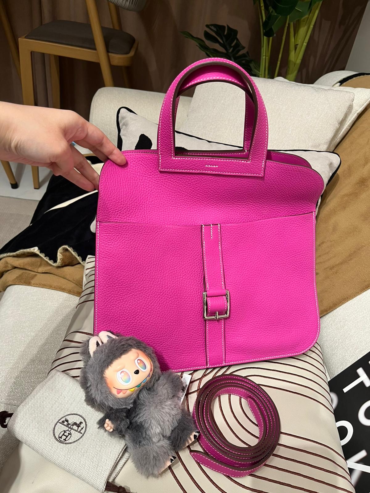 Hermes halzan 31,9I,玉蘭粉銀扣TC粒粒牛皮，STAMP C 100%Authentic ,98%new✅dust bag 