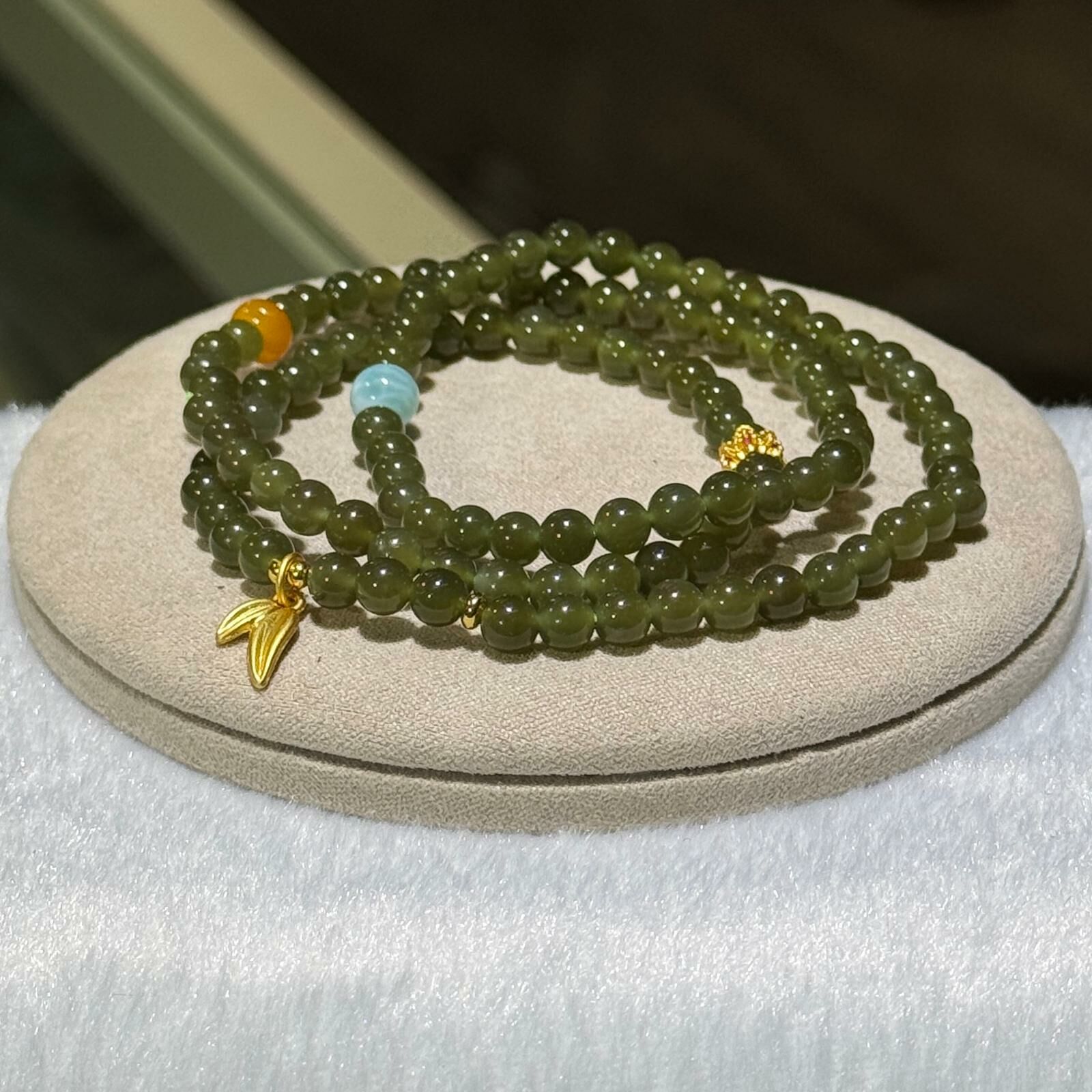 和田玉配海紋石單珠多圈 5 mm +/-