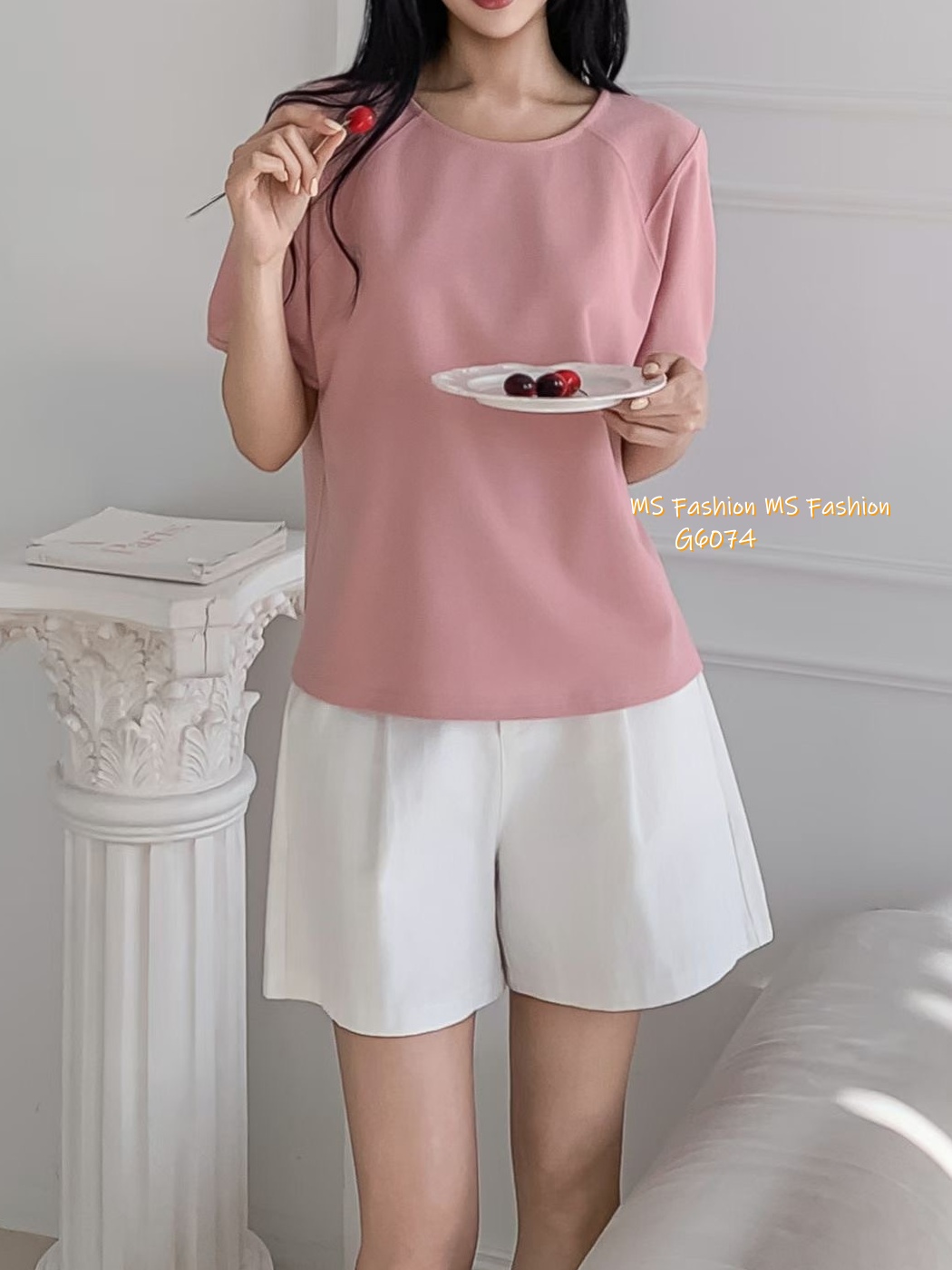 G6074 韓國🇰🇷淨色圓領摺袖top