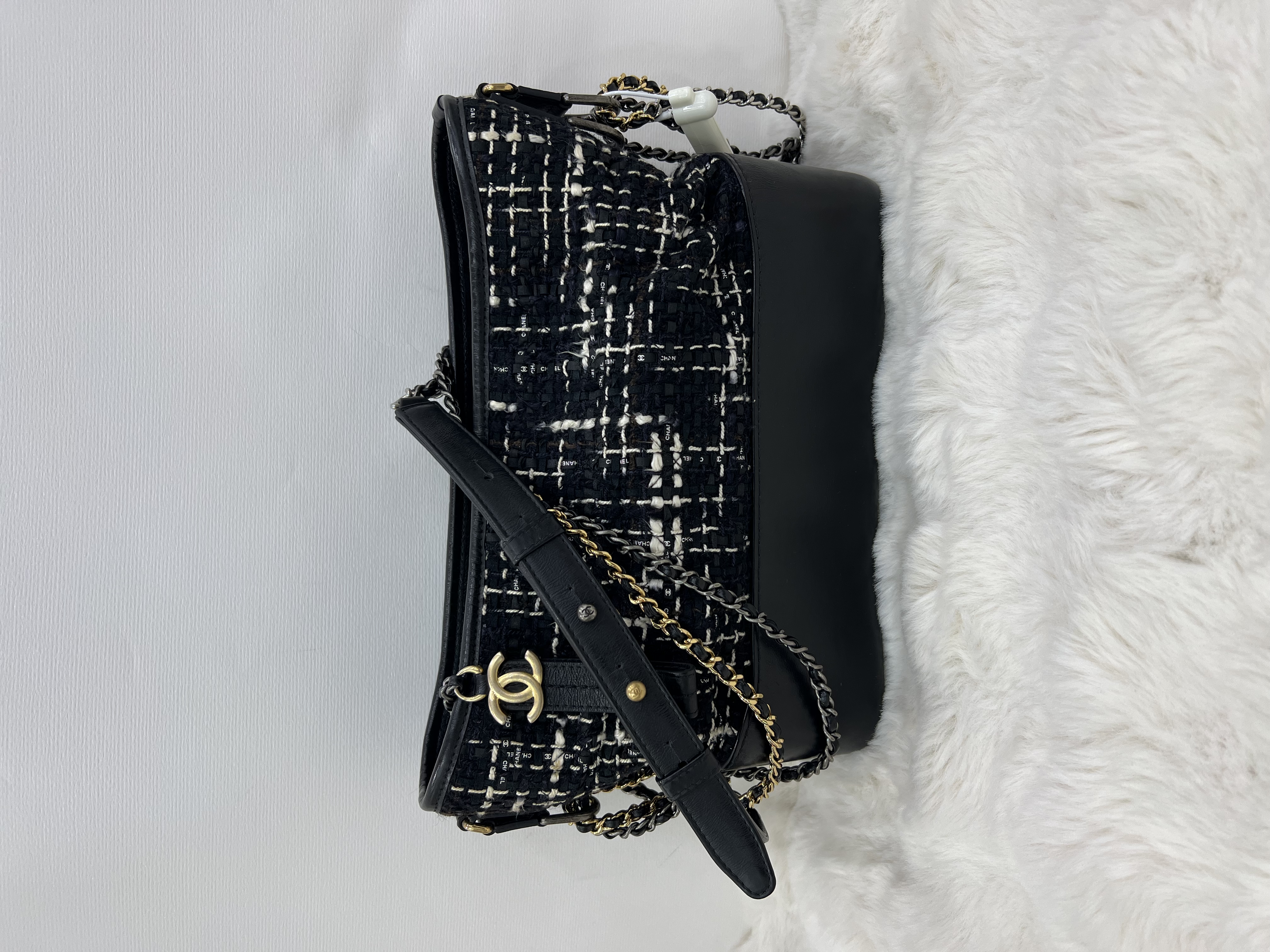 直播貨品 |  [1個-$100 2個-$300］R26