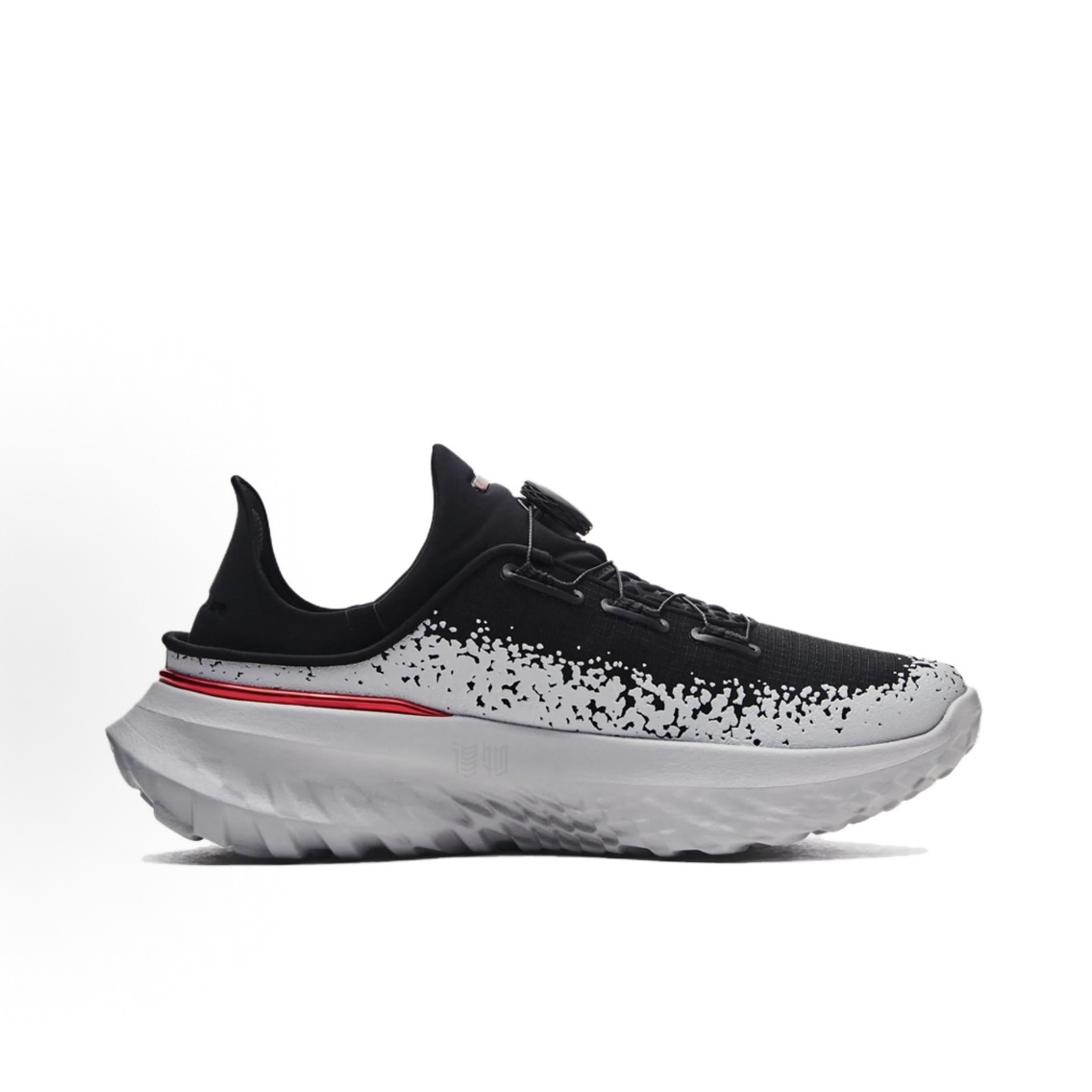 Under Armour SlipSpeed Mega 灰黑色 （全球代購） 參考價格HKD$900起