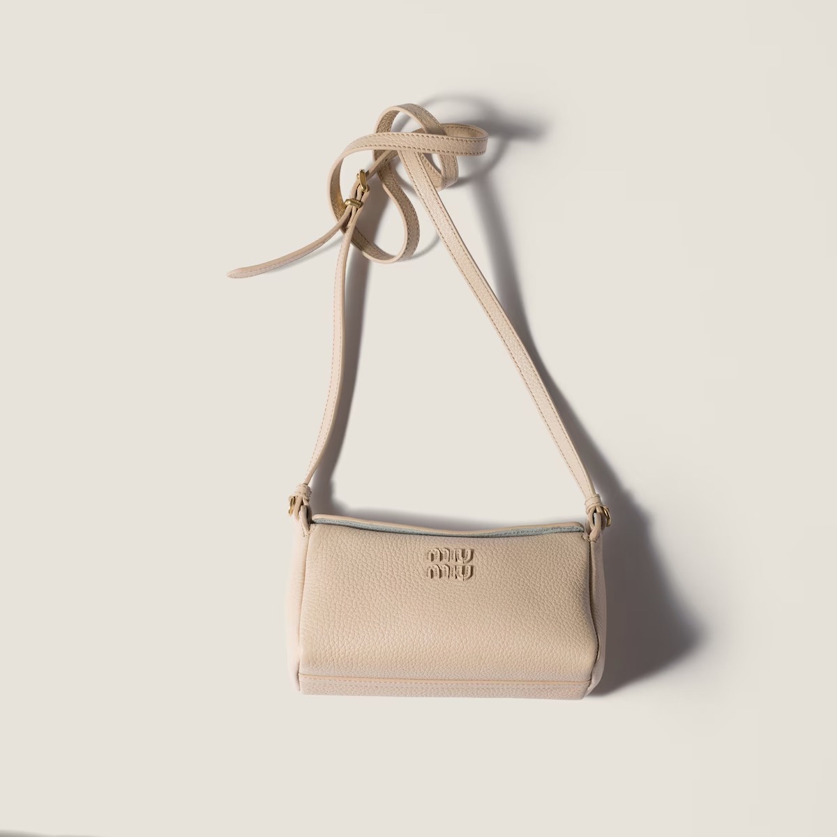 Miu Miu 女士 徽標單肩包均碼碼18cm*7cm*9.5cm 