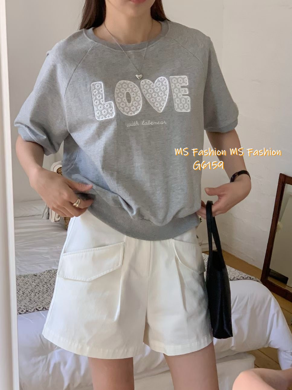 G6159 韓國🇰🇷花花LOVE字母top