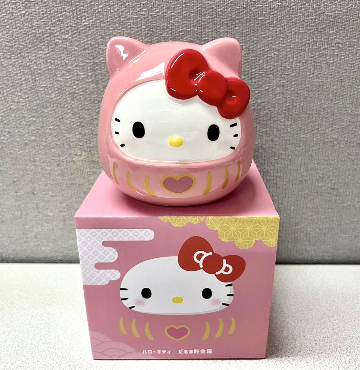 🎌日本直送🎌 Hello Kitty達摩造型錢罌