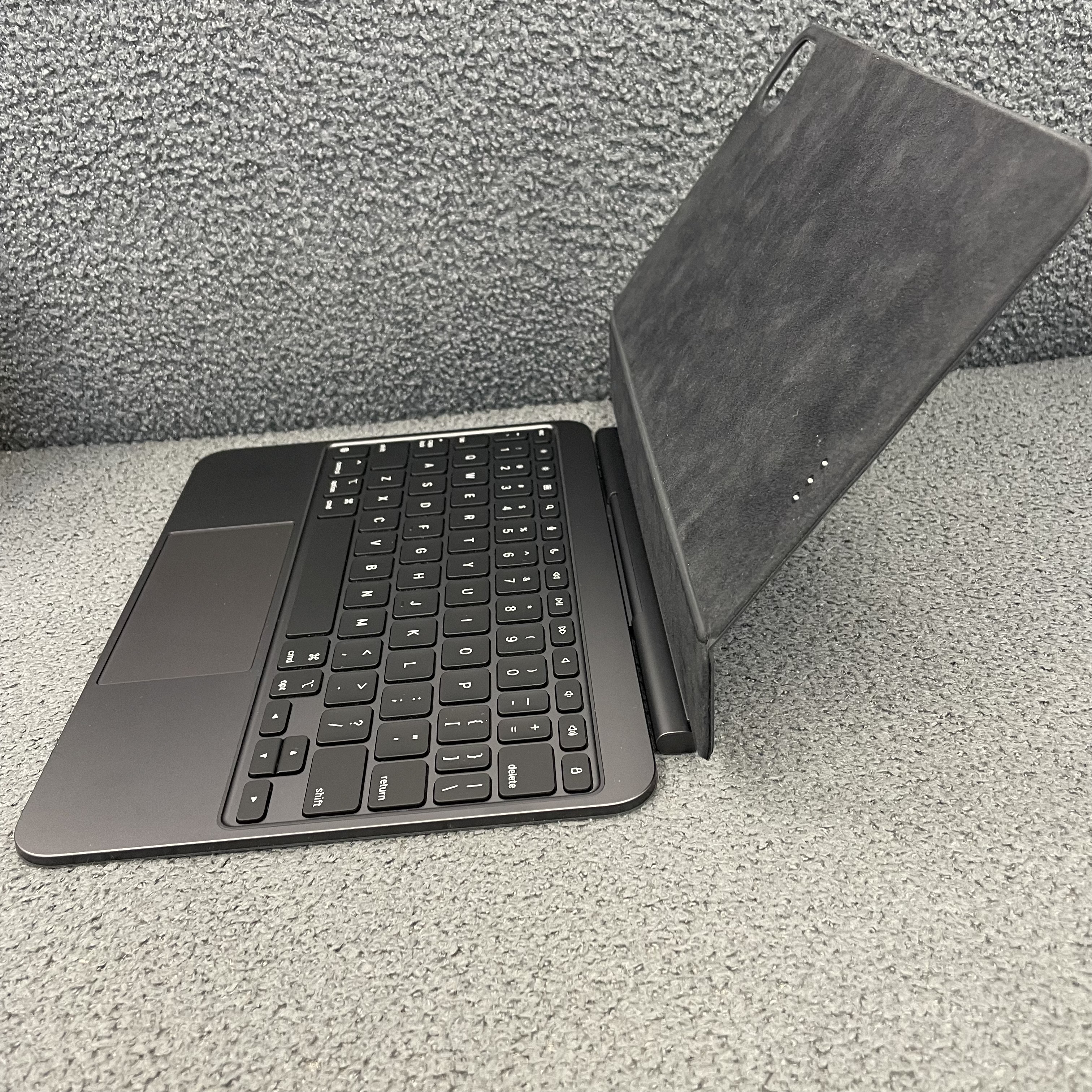 *6302 Magic Keyboard 11吋 for iPad Pro M4 黑色 black