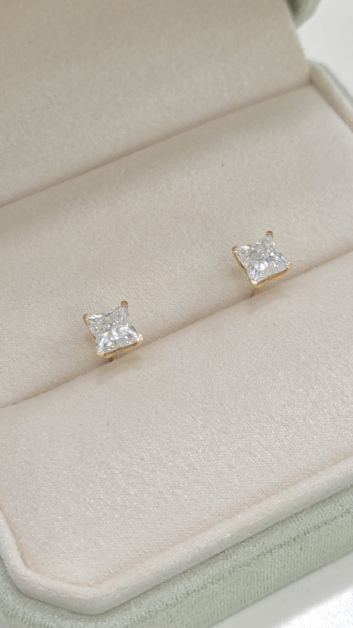18K金培育鑽石耳環 D2.025ct/2 G0.755g