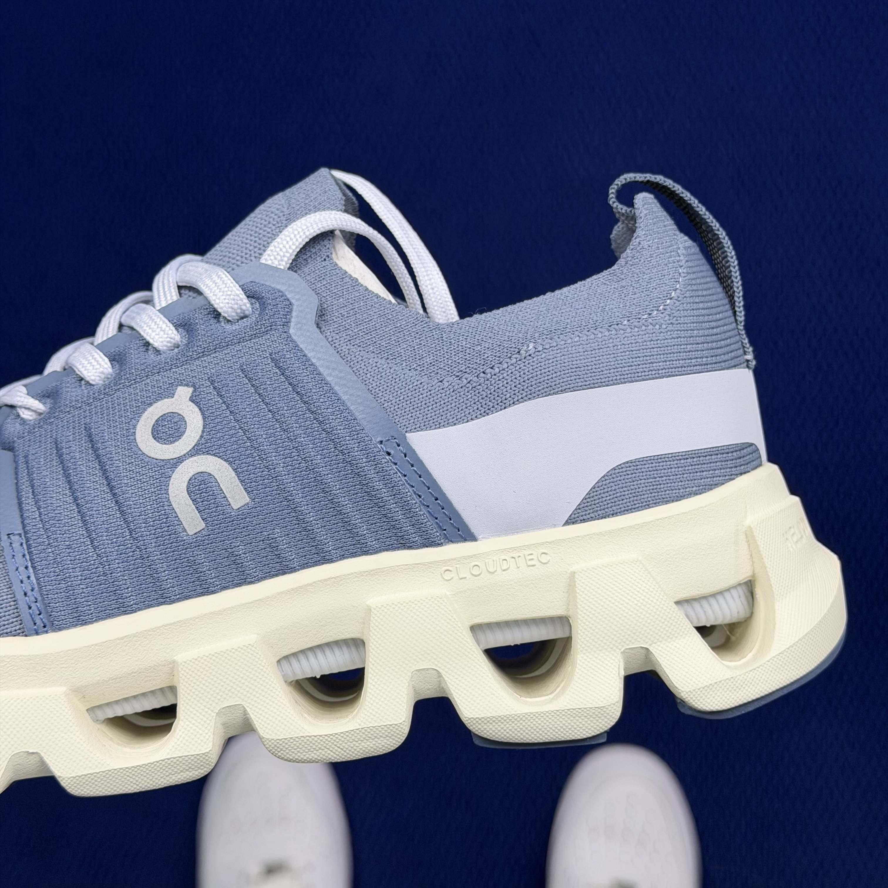 On Running Cloudswift 4