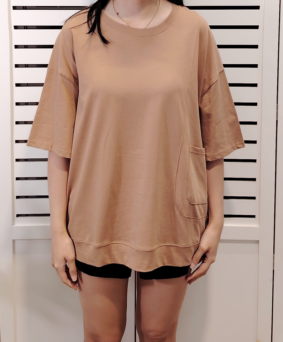 2688 Basic Tee Bottom  Pocket