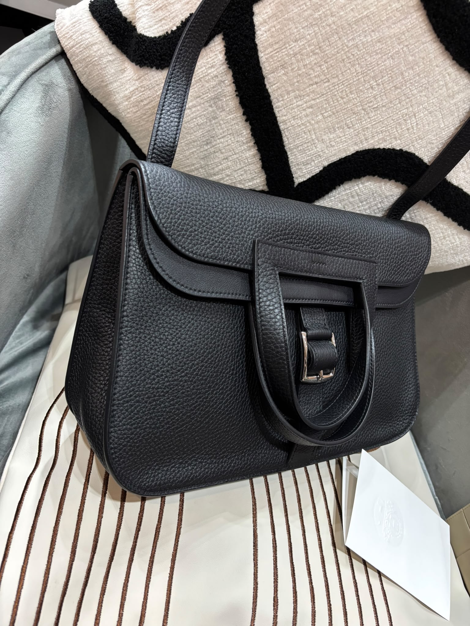 Hermes Halzan 31,STAMP A 黑銀 100%Authentic,98%new ✅專門店收據 ✅Dust bag 
