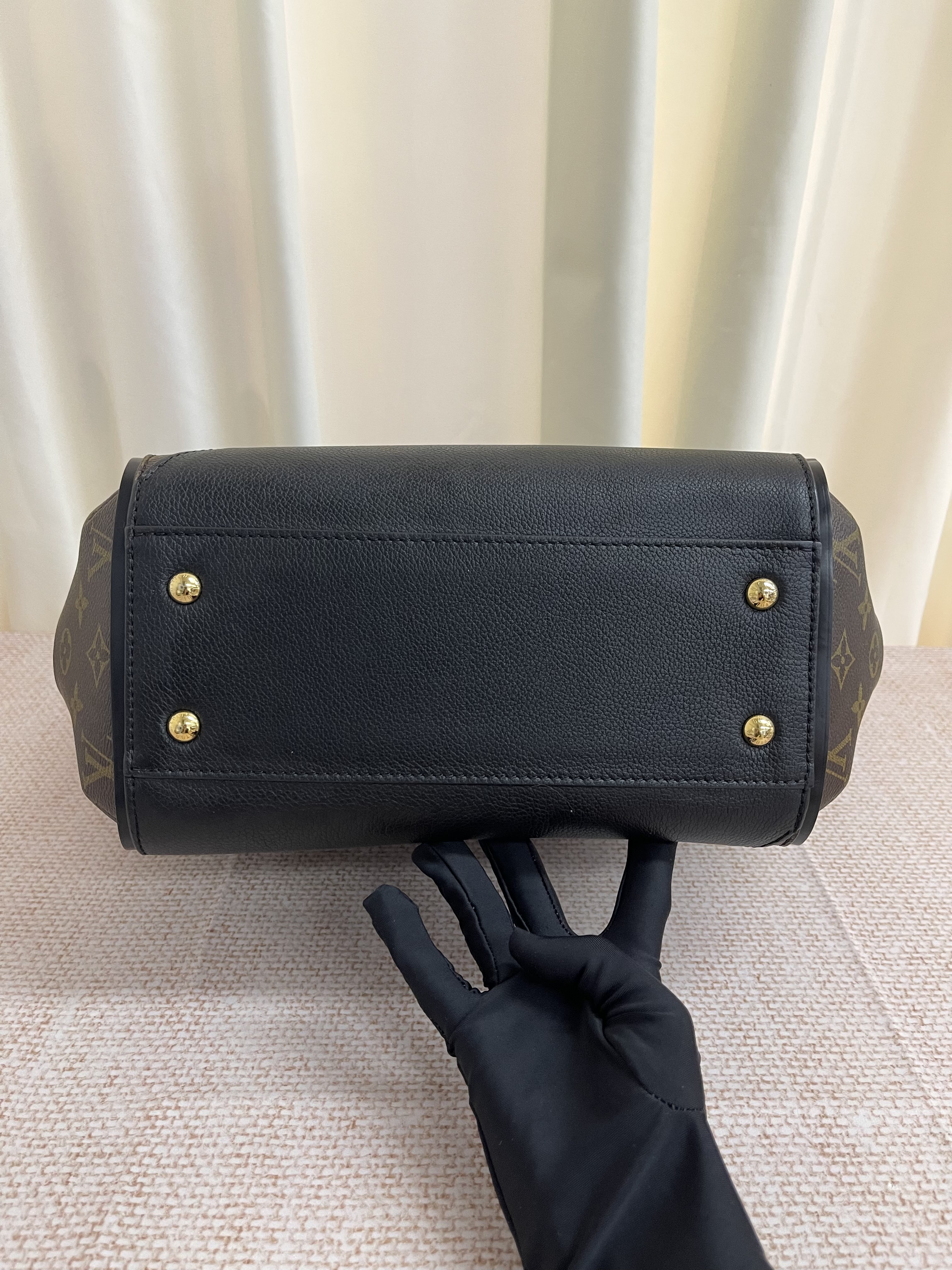 Pre-owned Louis Vuitton Monogram Kimono MM Noir/ Product Code: 26021507