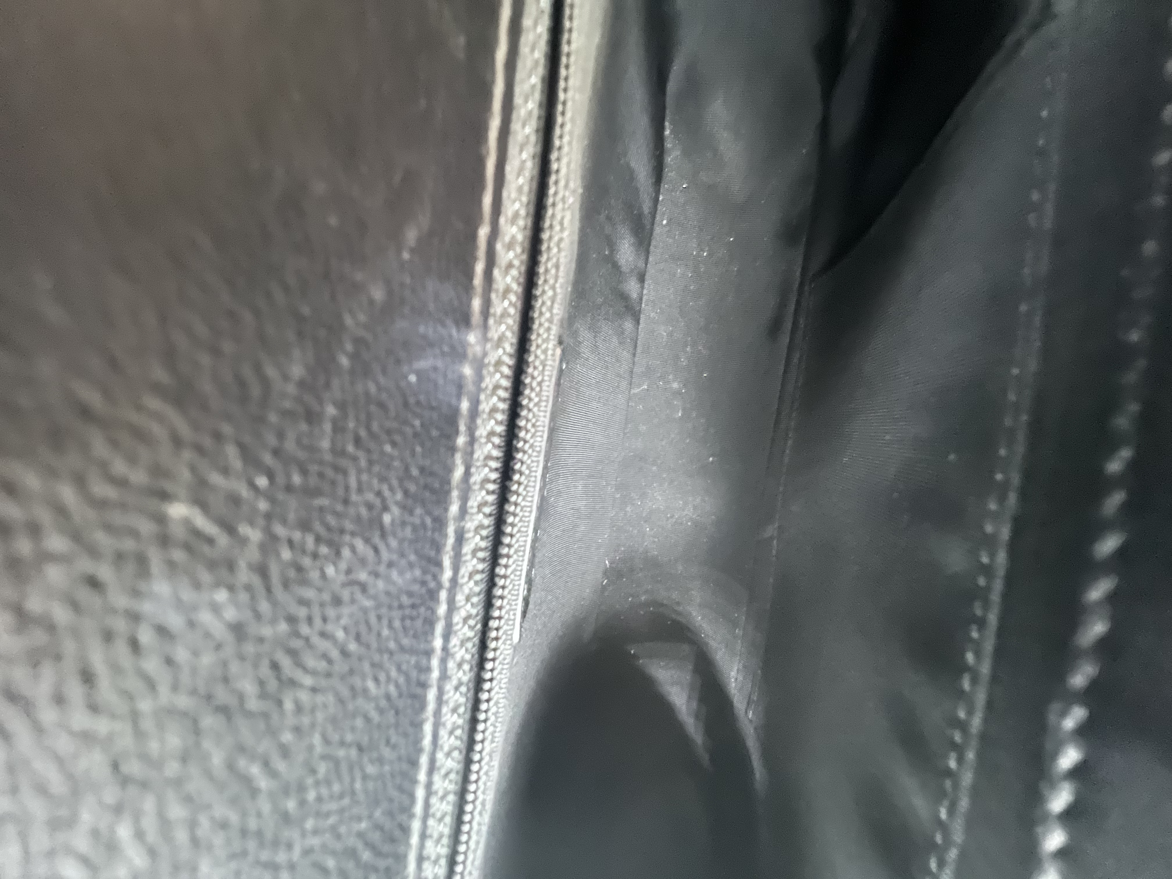 Pre-Owned CHANEL Crest Boy Flap Bag / Product Code: 26041510