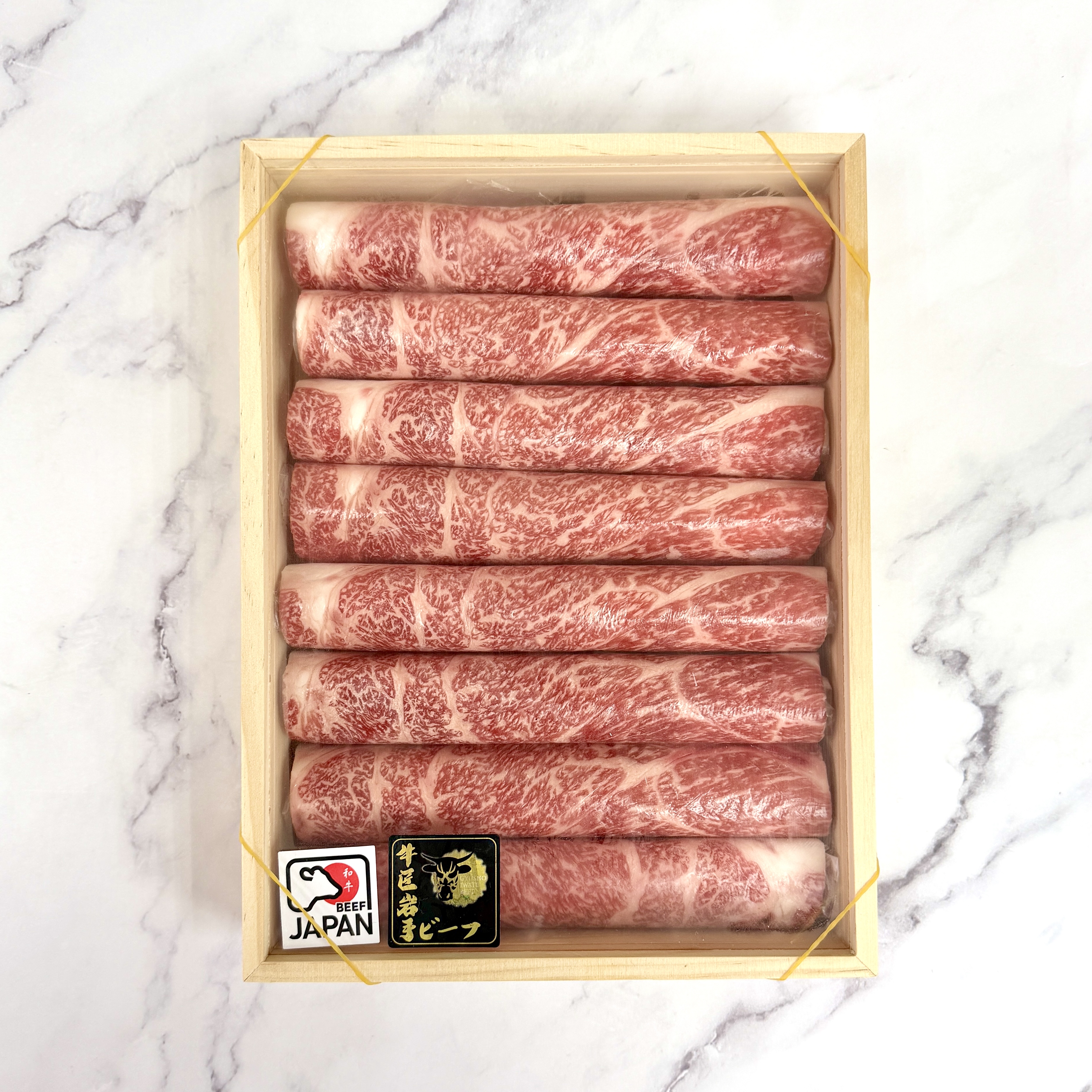 日本岩手黑毛和牛壽喜燒禮盒 【肩胛】400g