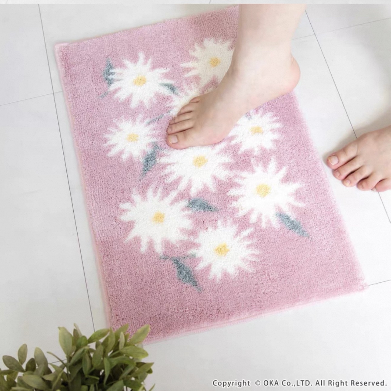 日本Oka 小雛菊花朵浴室墊