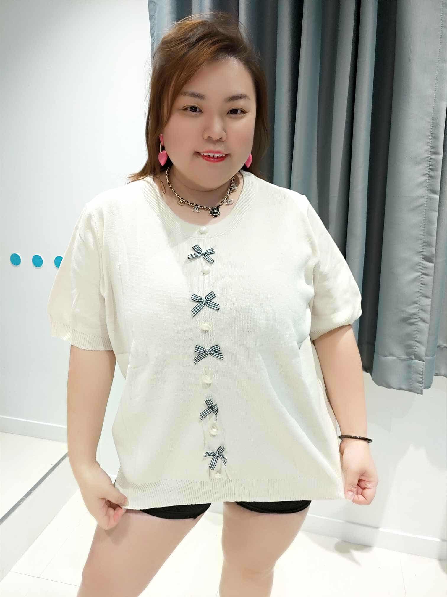 DSF12 蝴蝶结排钮针织上衣