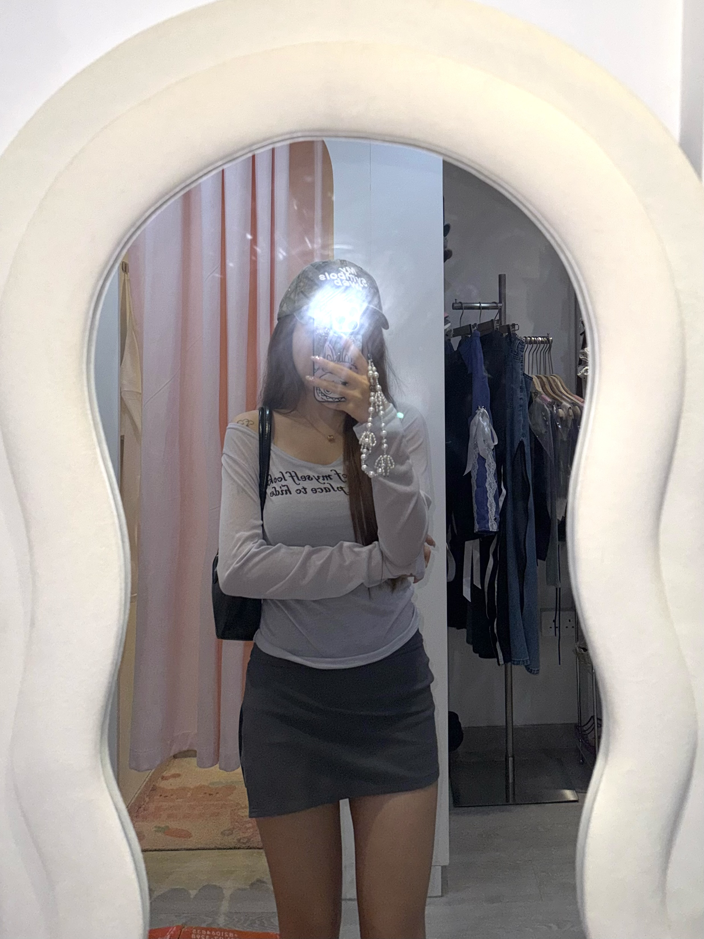 已售罄❌韓國斜膊字母透透長袖TOP