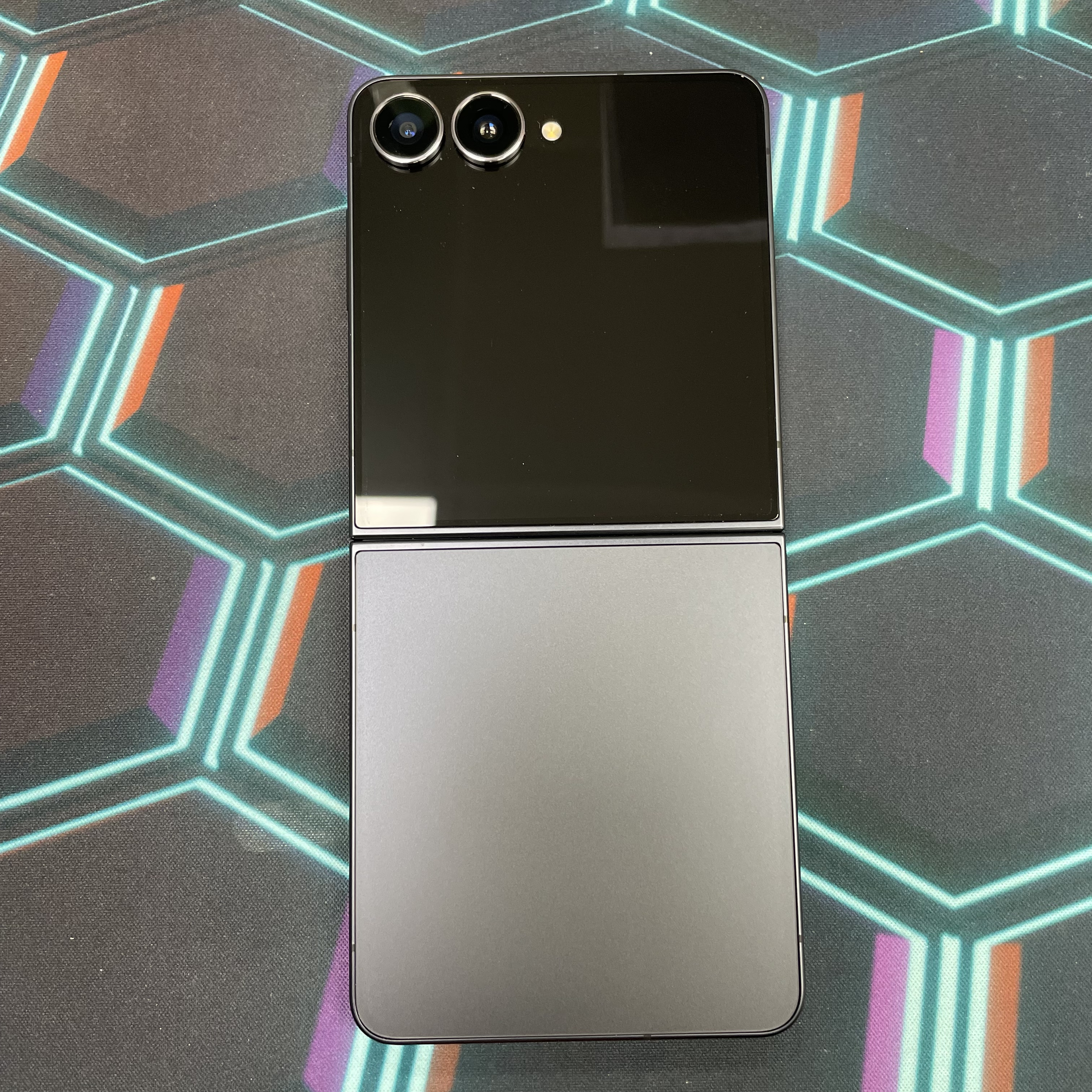 *7582 Galaxy Z Flip 7 勁靚機 12+512GB 黑色 black