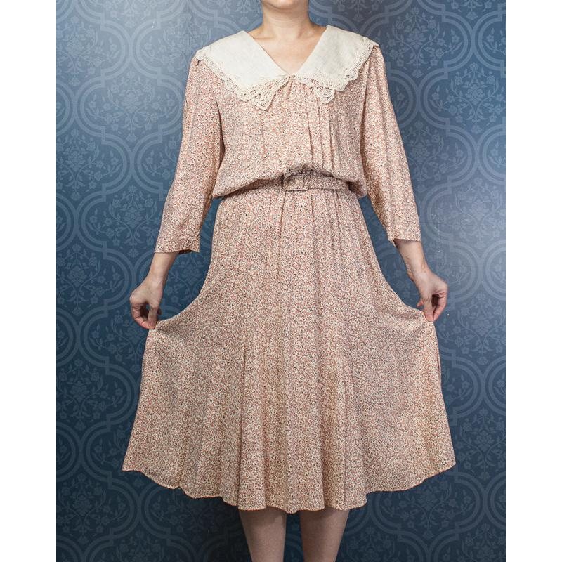 1980s Canadian Matinee Romantic White Rose on Pink Day Dress with Original Belt(MT765)
