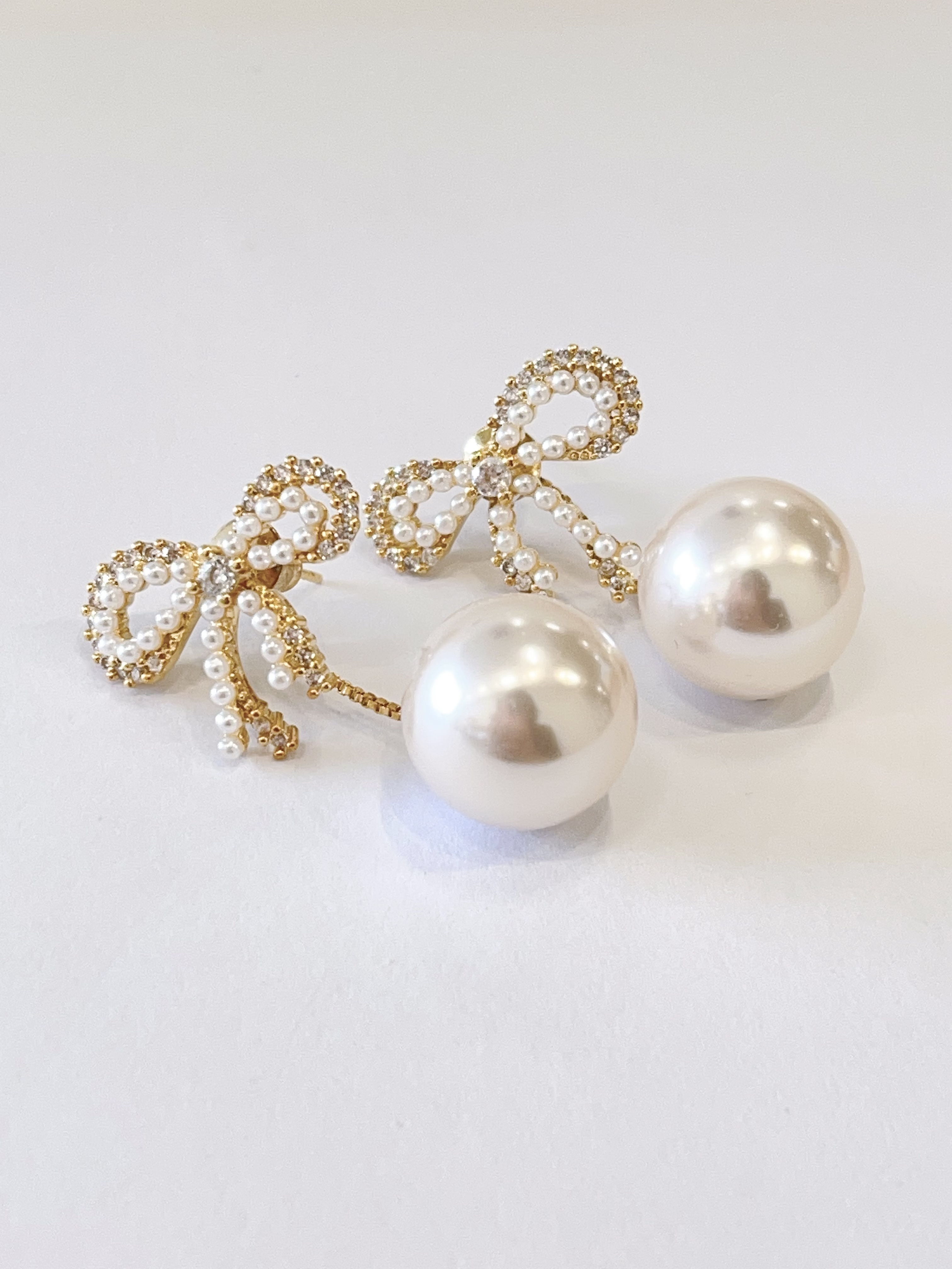 晚宴千金风珍珠蝴蝶结耳环