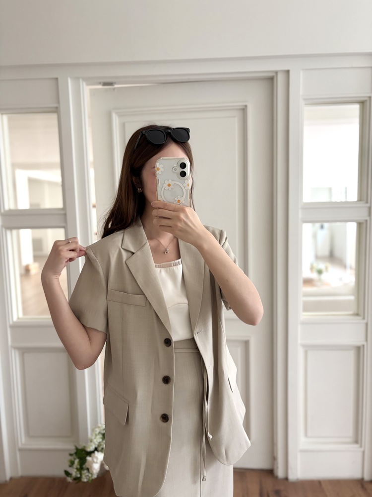 Sandstone Belted Skirt (Light Beige)