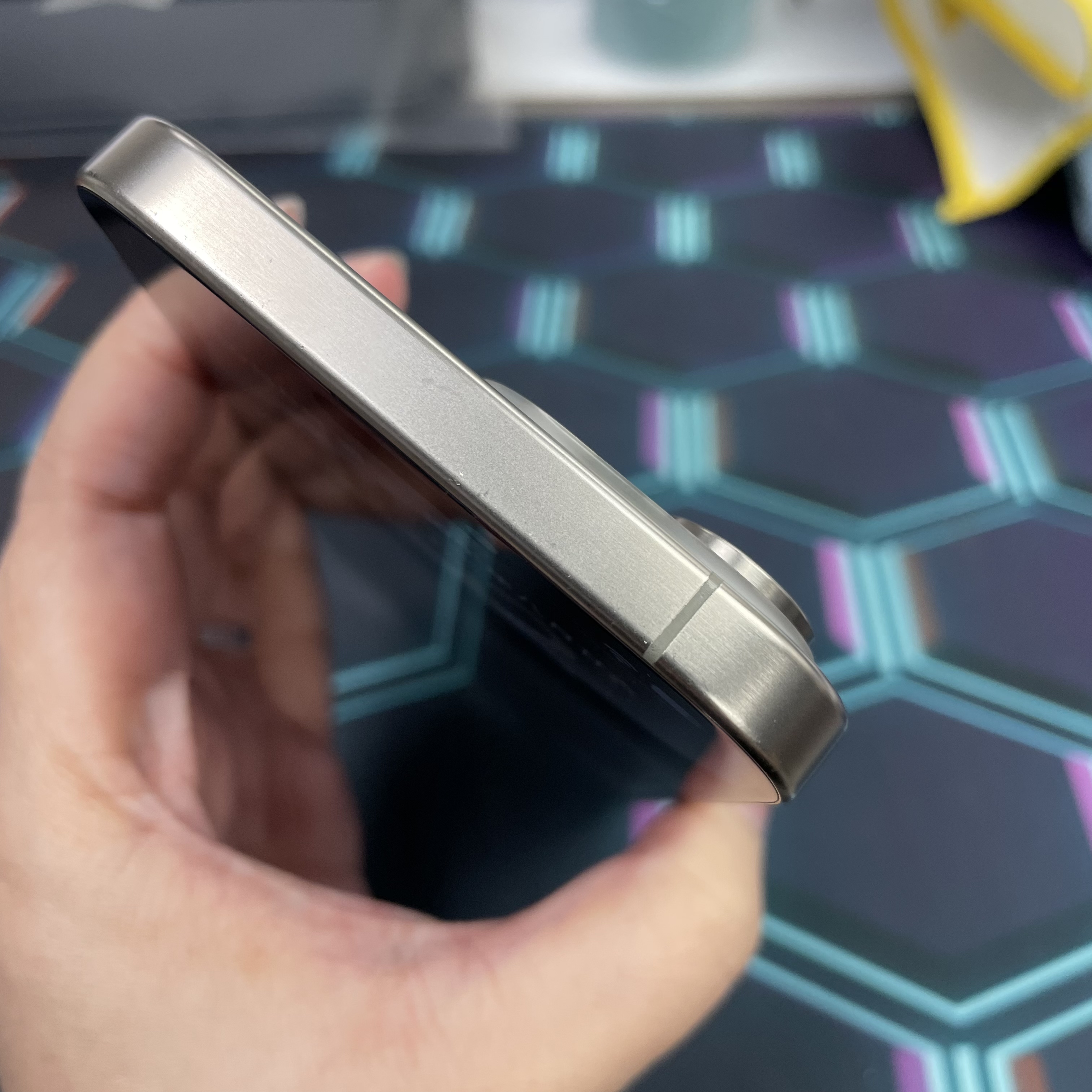 *8150 15 Pro max 完美機 256GB 電94 原色 gray