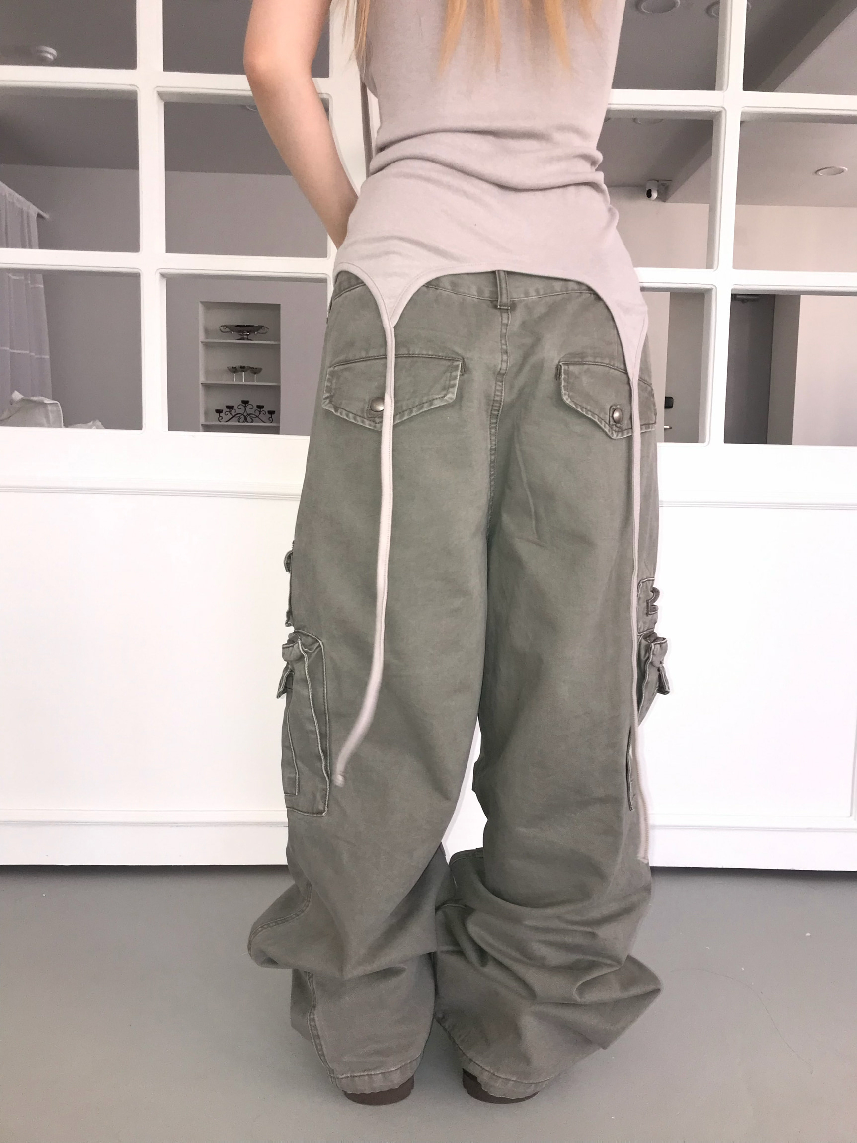 Multi-Pocket Wide-Leg Cargo Pants
