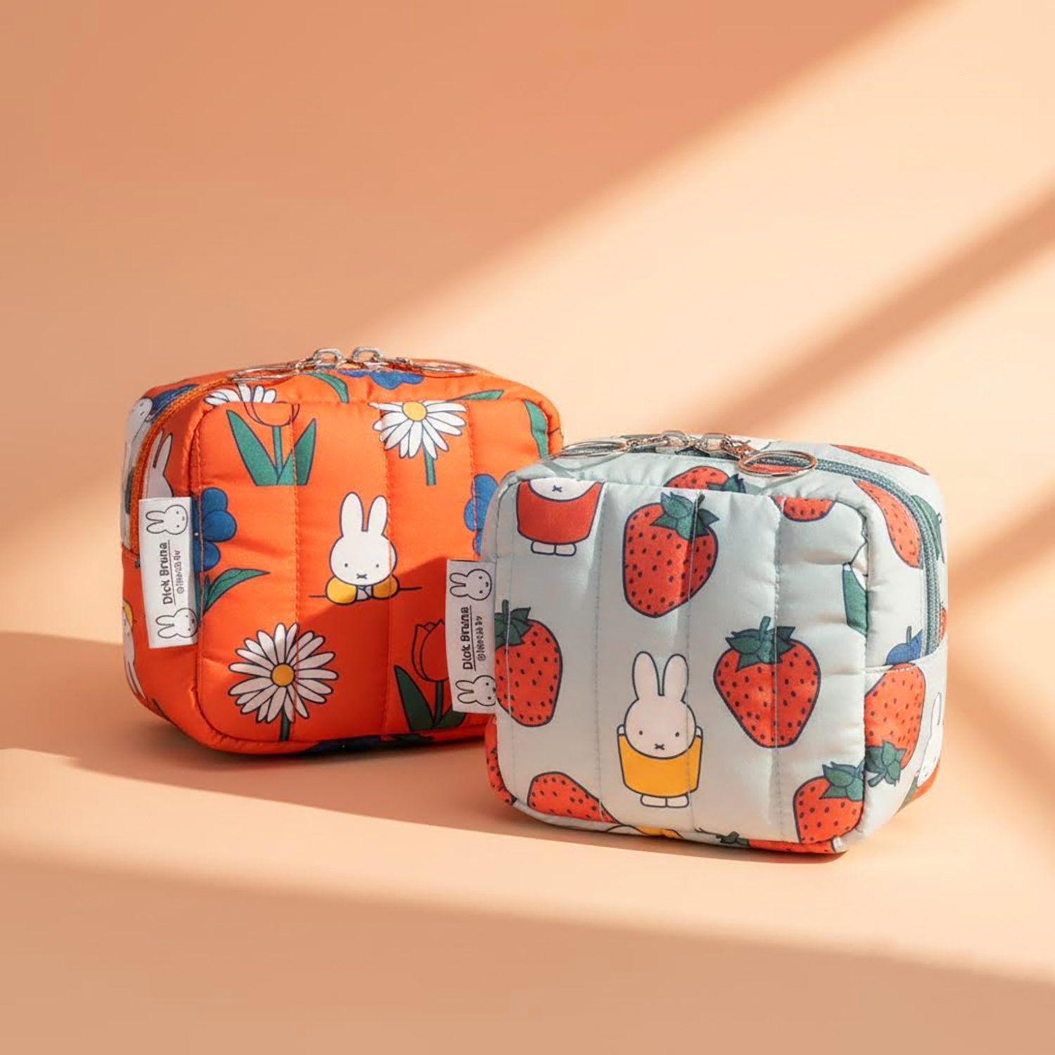 Miffy - 方形小物包 (灰藍色草莓款)