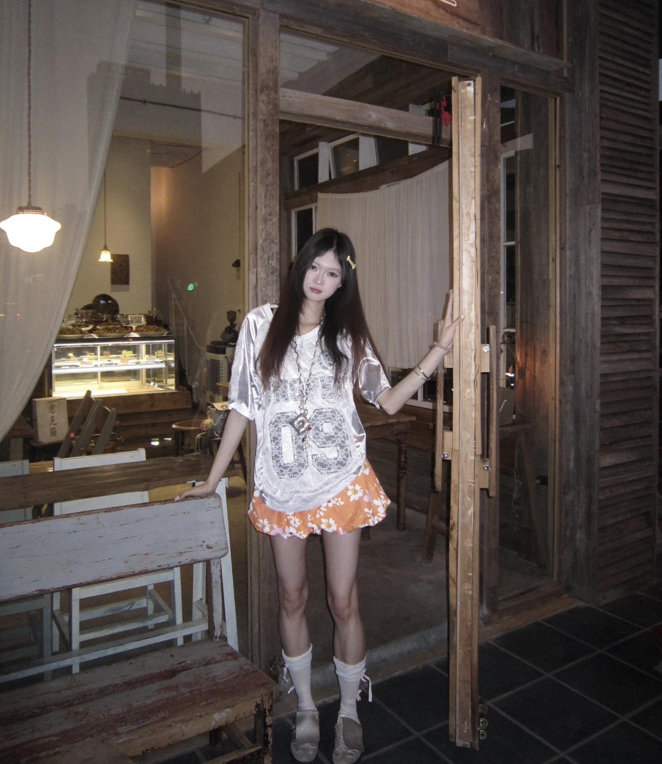 TP391缎面蕾丝T恤