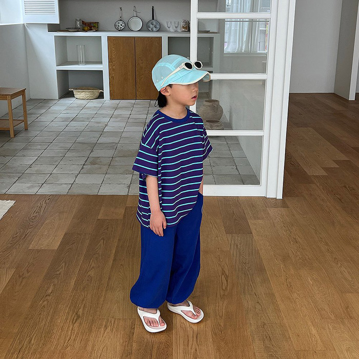 🇰🇷middle name tee