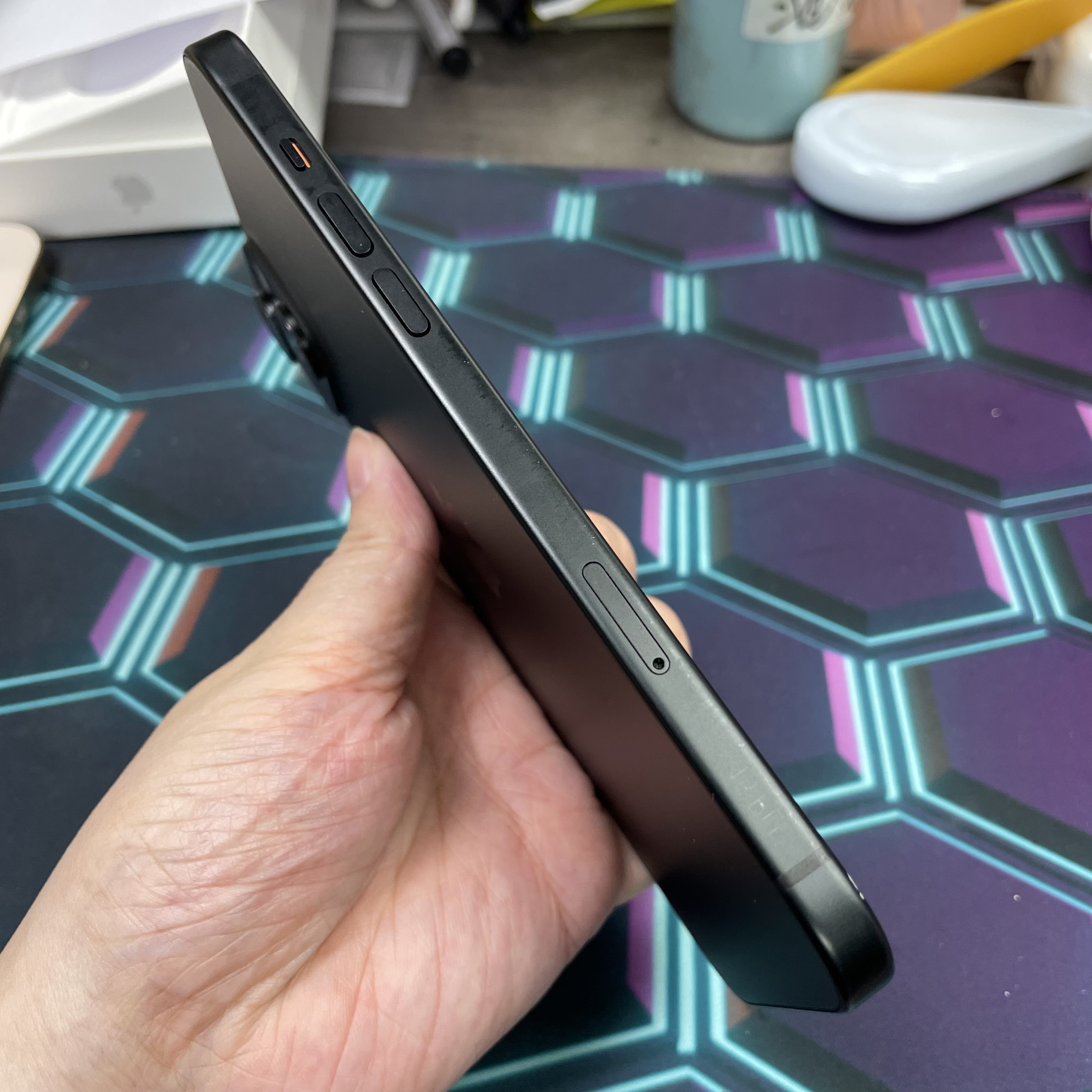 *8374 15 Plus 勁靚機 128GB 電87 黑色 black