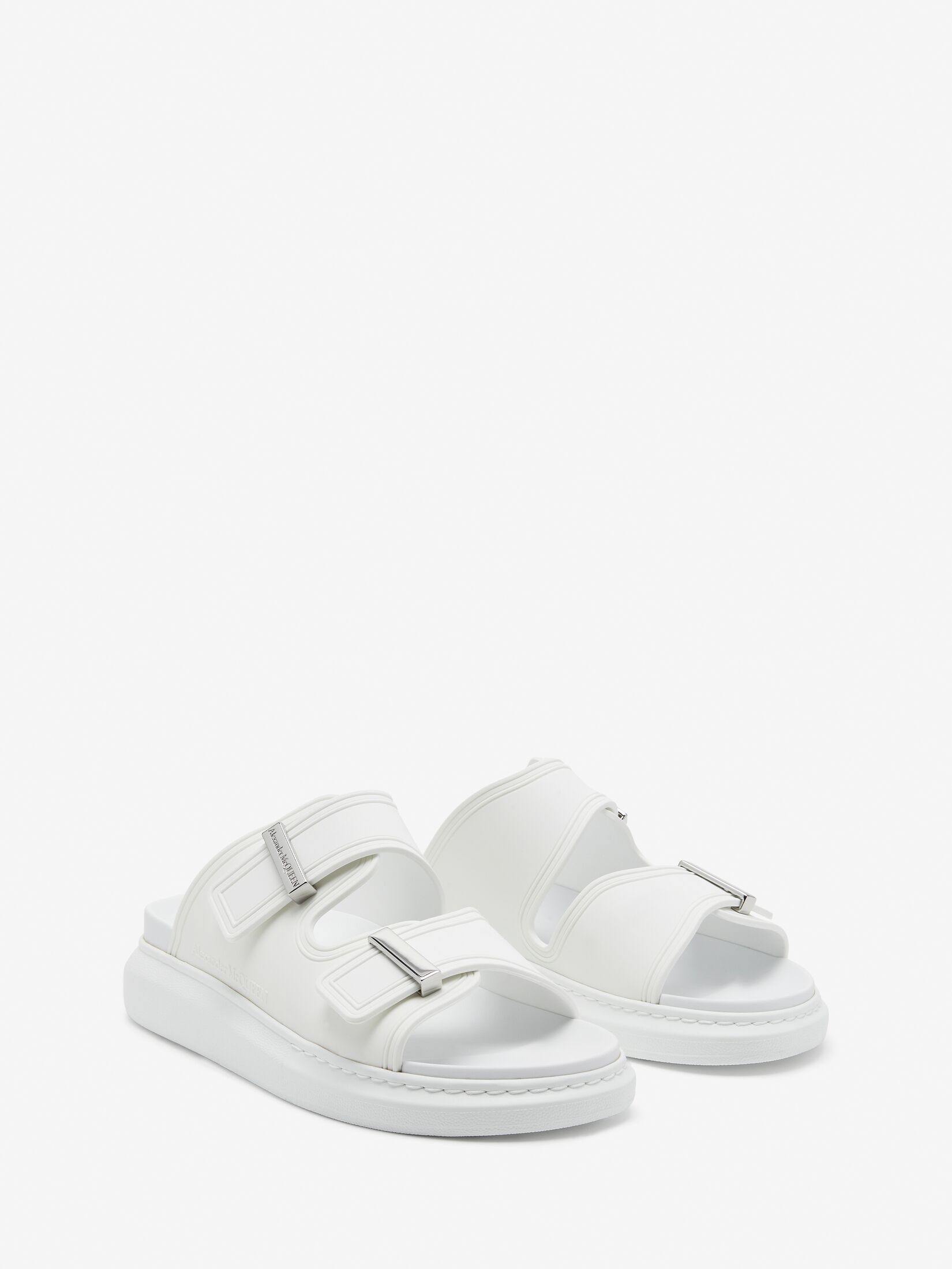 銀扣‼️特價✨🥨夏天必入款！  訂貨📮McQueen 防水拖鞋 size 35/35.5/36/37-41