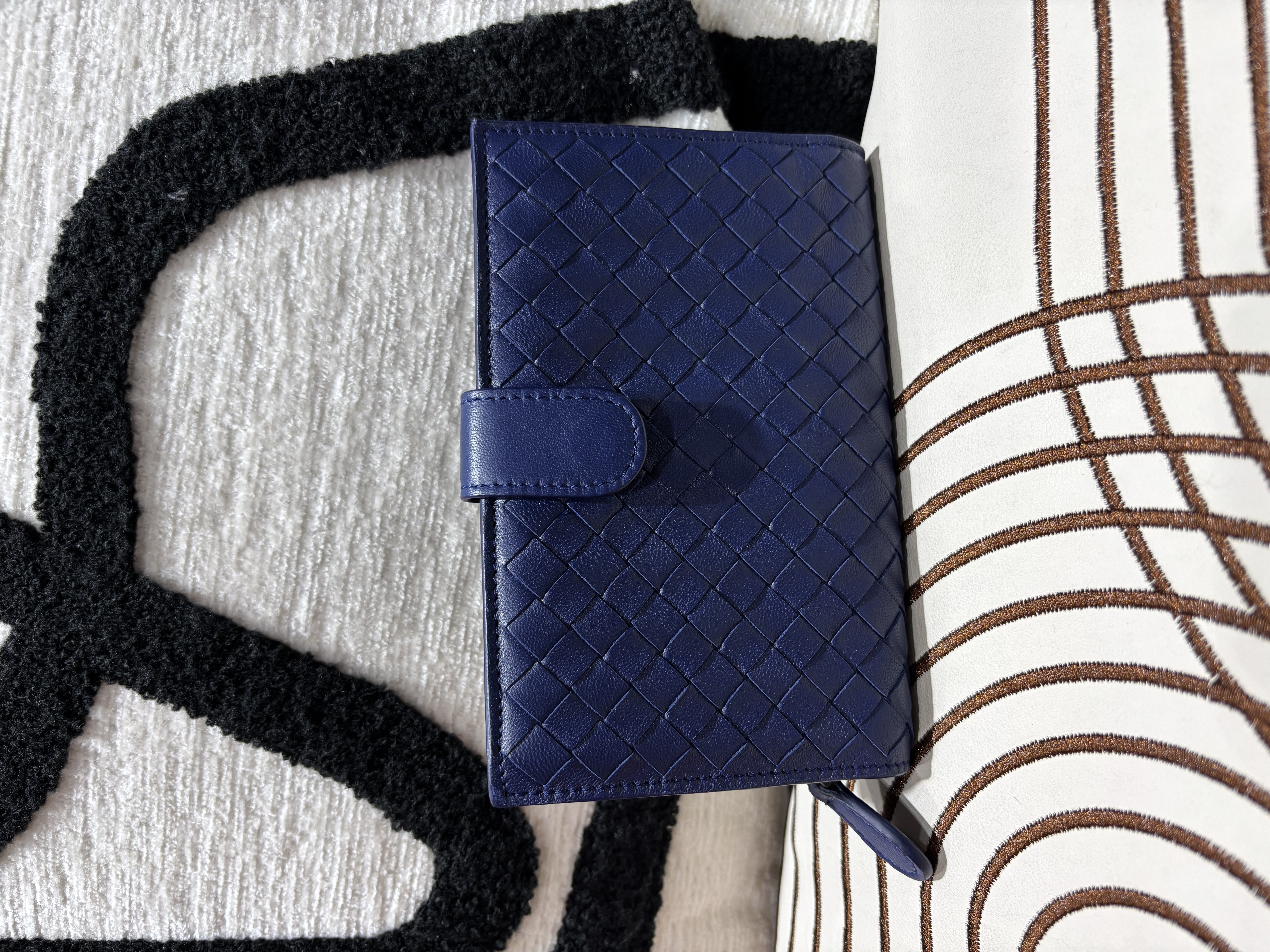 Bottega Veneta BV Long Wallet,100%Authentic,98%new  