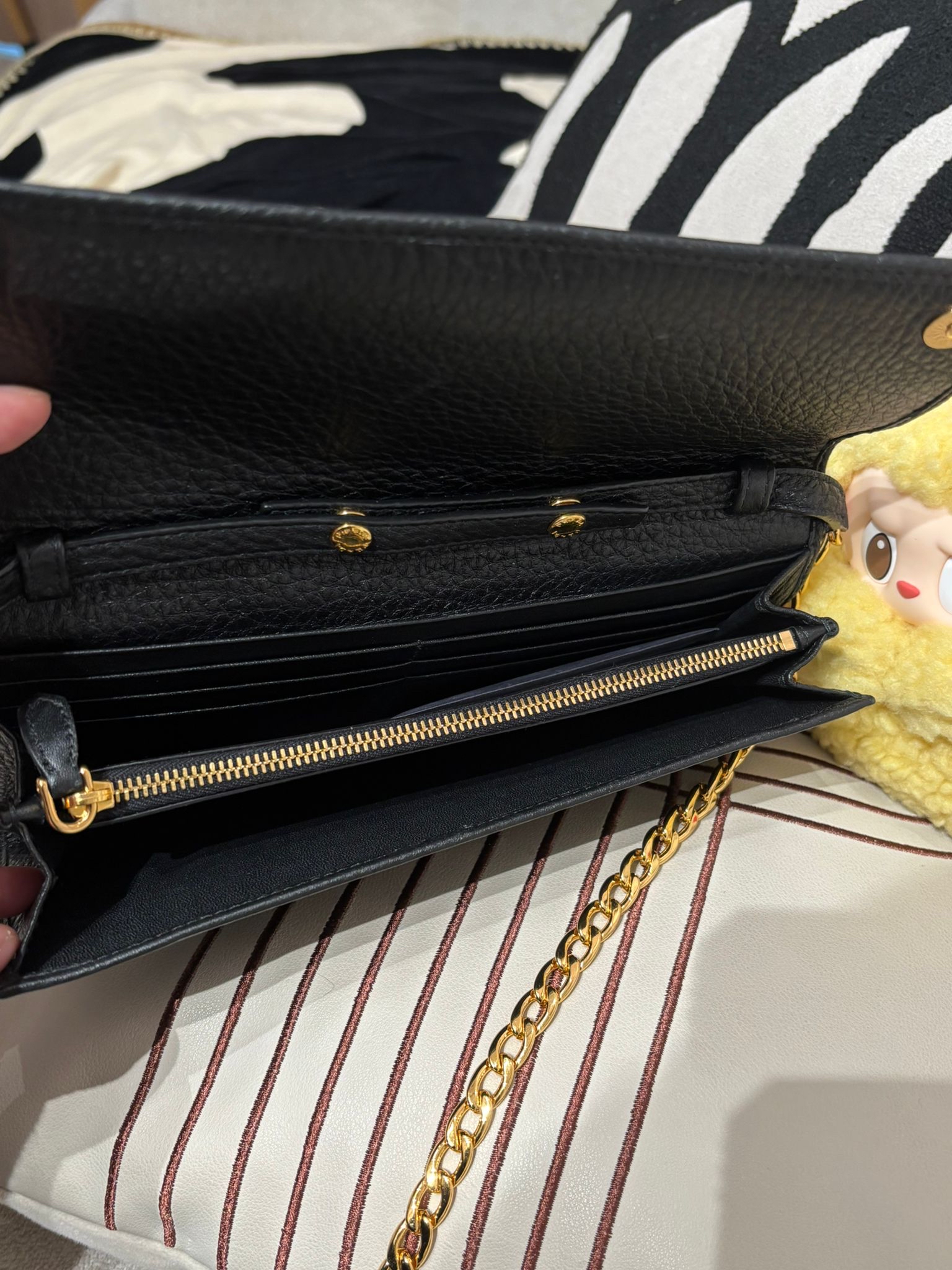 Prada Wallet On Chain Calfskin Black 100%Authentic, 95%New ✅Dust bag