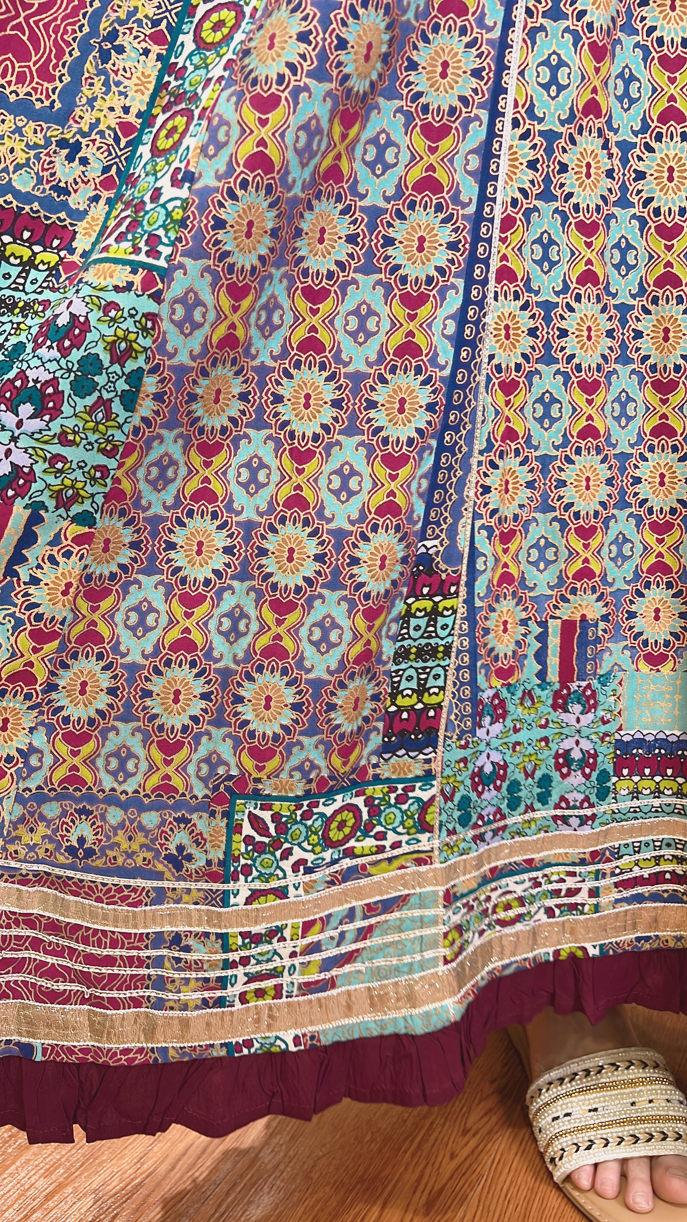 1965 Violet Tile Floral Ethnic Classic OP 49"