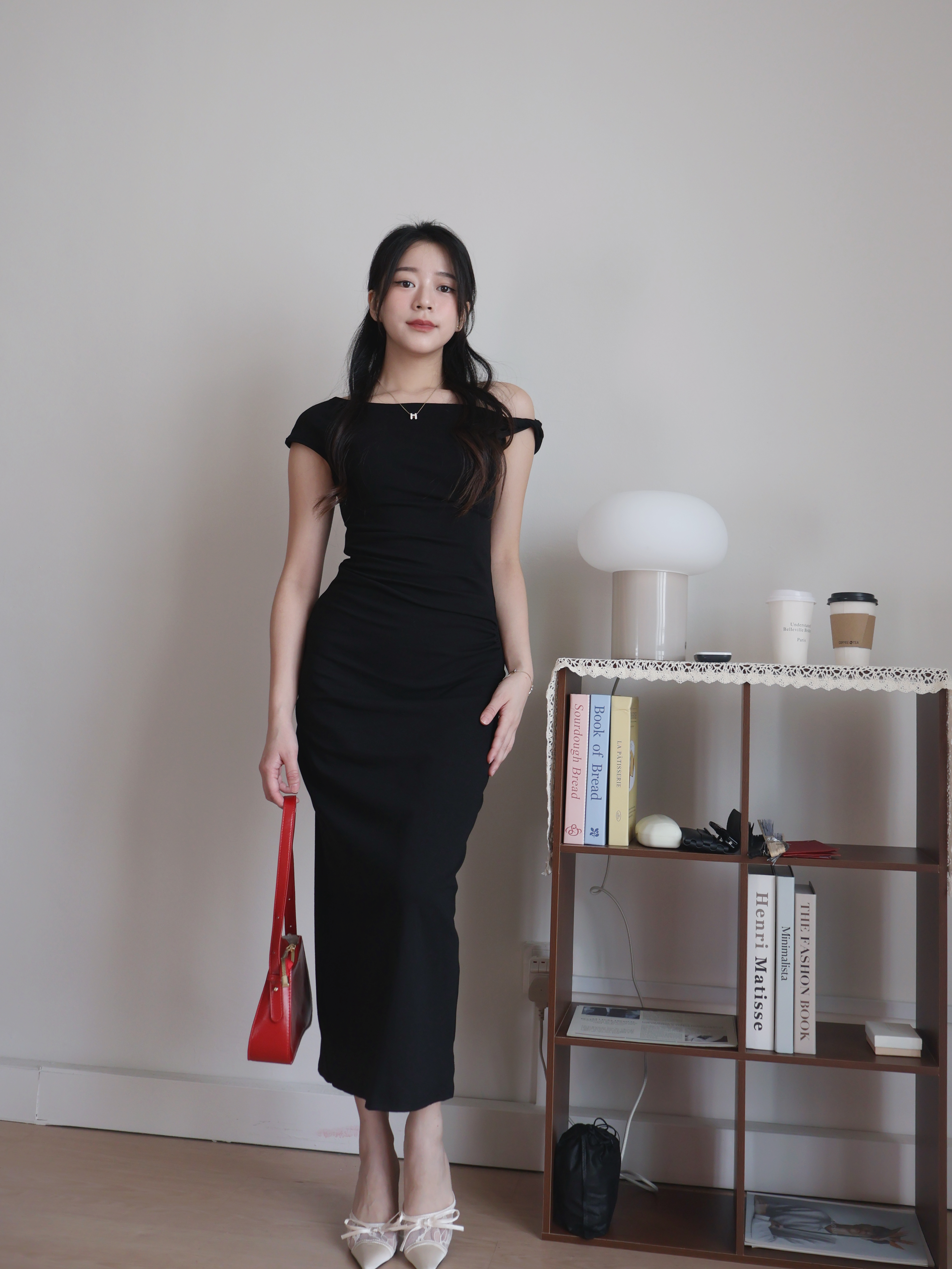 Vaeda Off-Shoulder Dress | Black