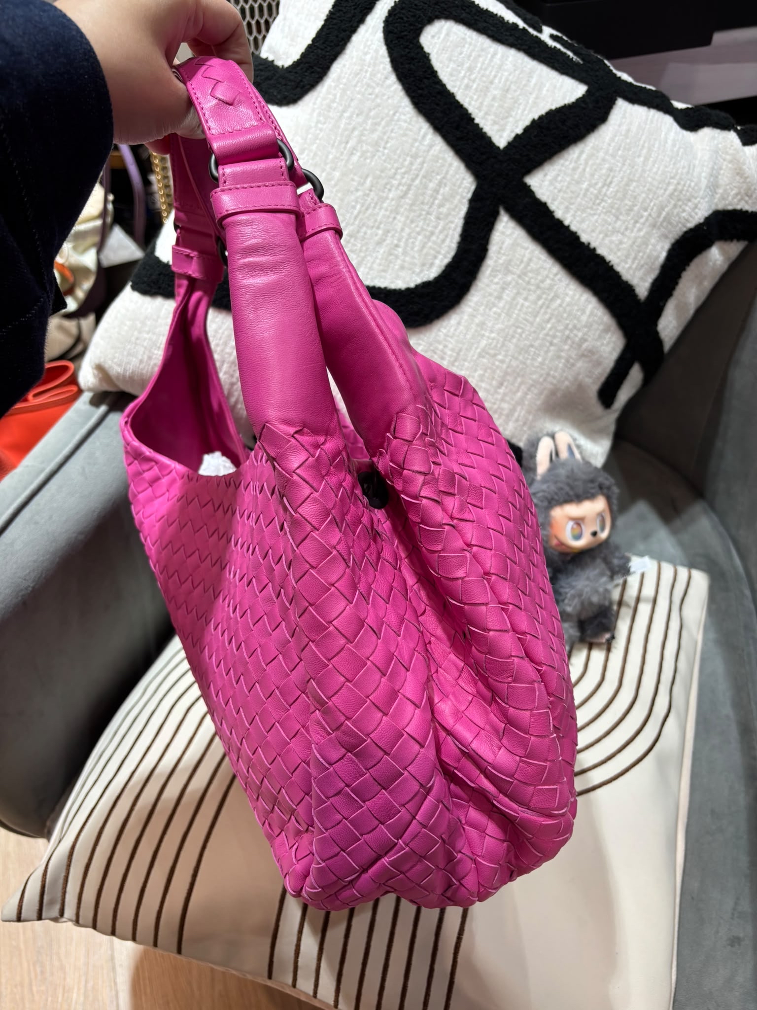 Bottega Veneta BV Intreccio shoulder bag Hobo Bag 100%Authentic ,98%new✅dust bag  