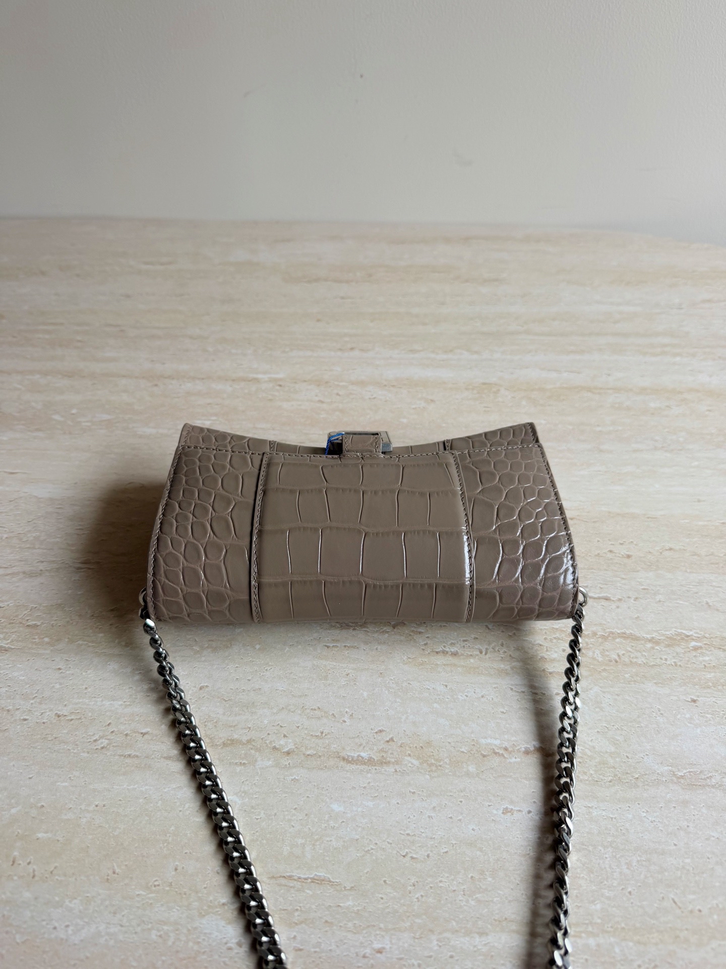 【預訂貨品】巴黎世家卡其色Hourglass沙漏包