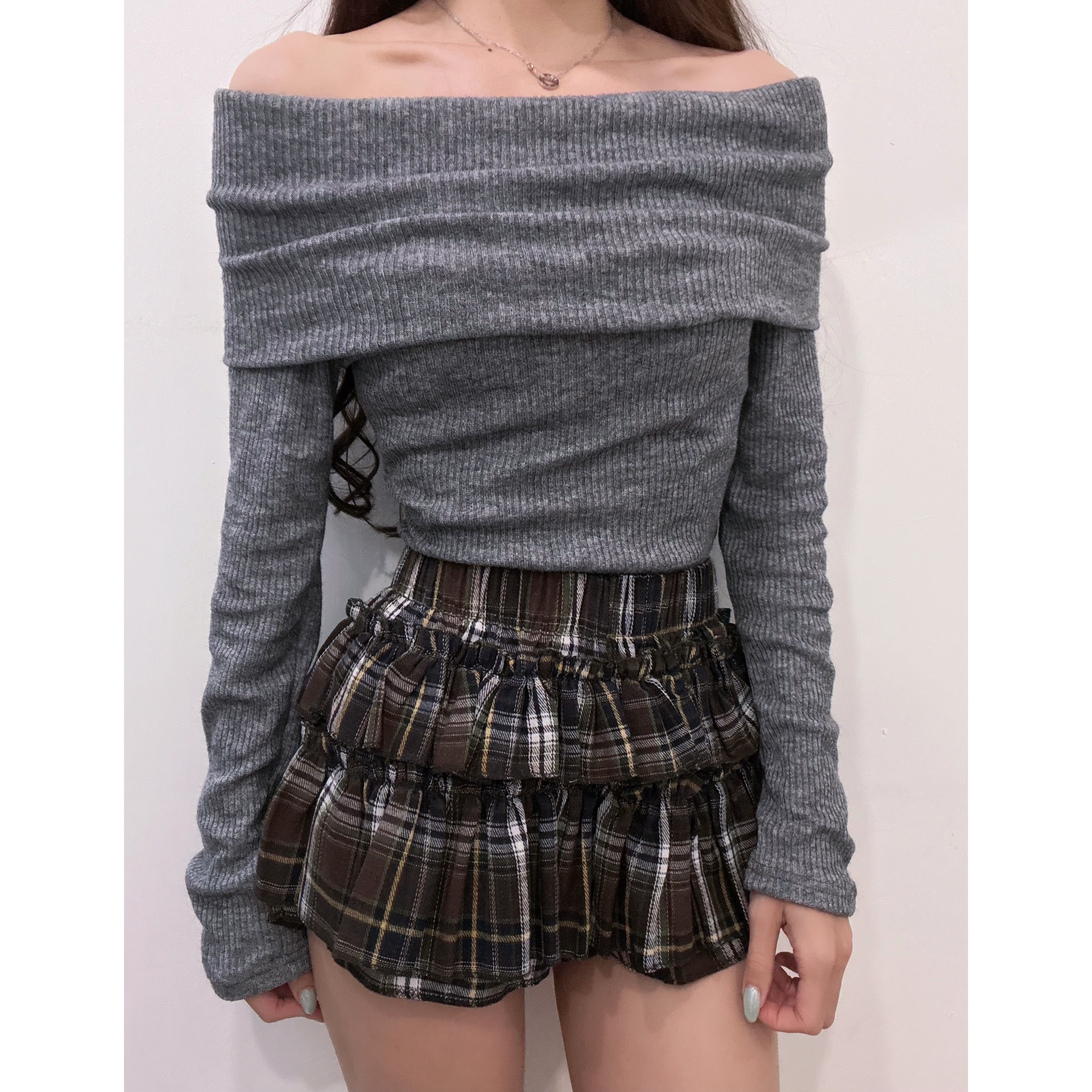 優惠價10月16截單🧸2610F《PLAID TIERED SKPT》
