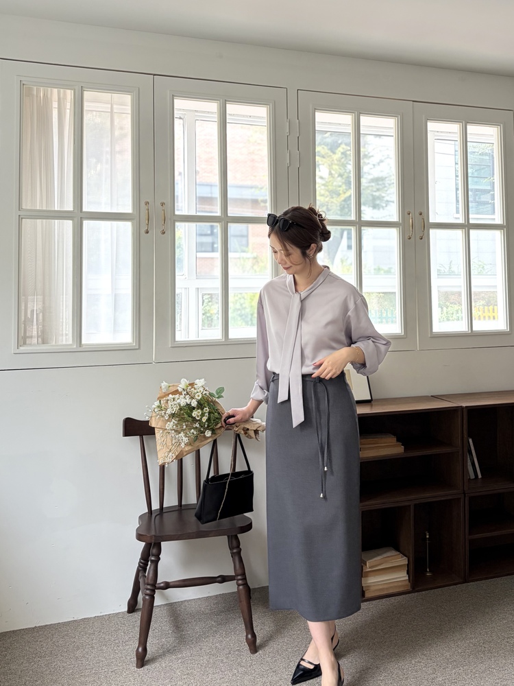 Two-way Tie Detail Blouse (Grey)