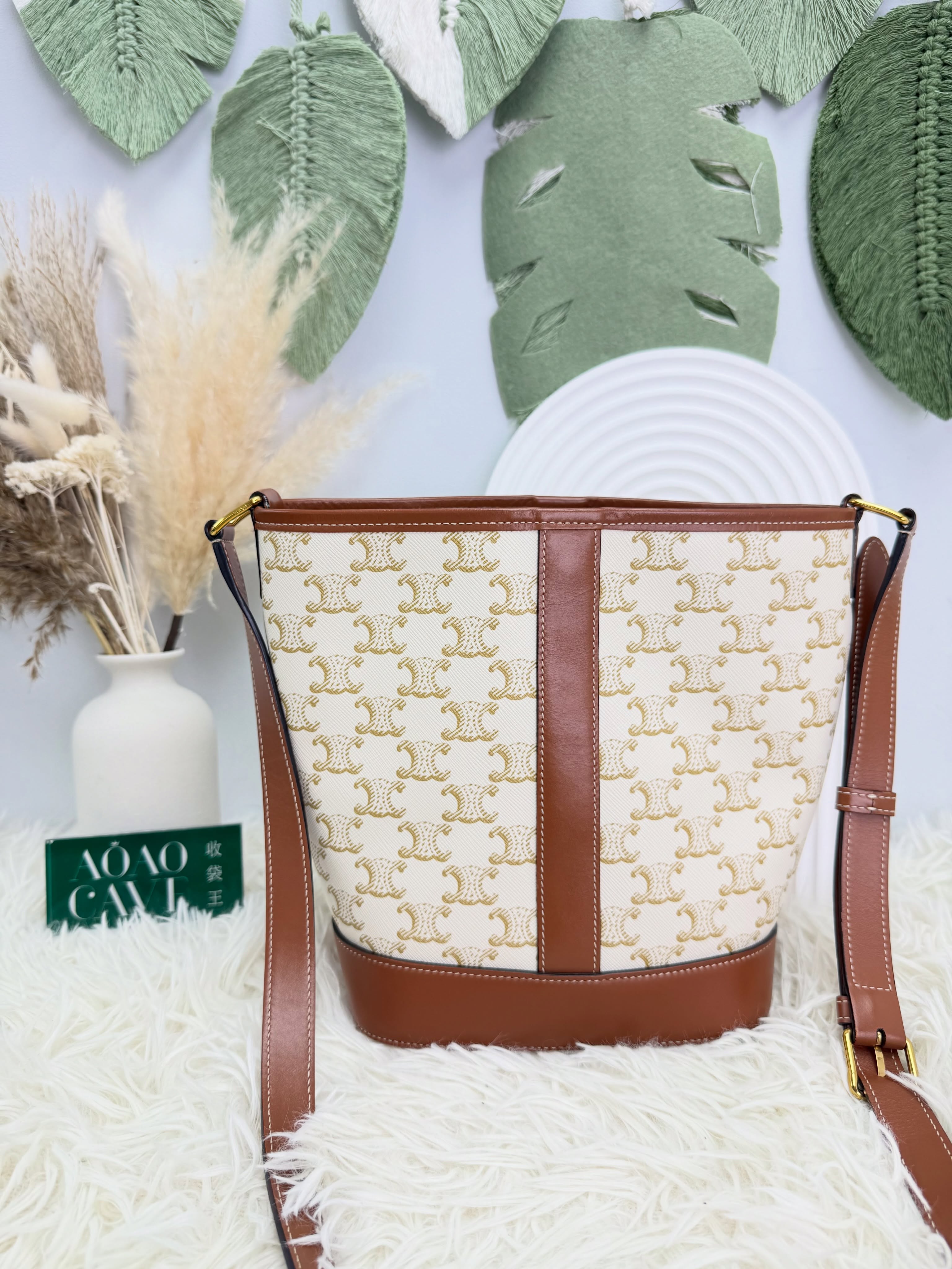 Celine 👜 PRE OWNED 🛍️ 棕色老花 水桶包 small🤎 有塵袋 有單 