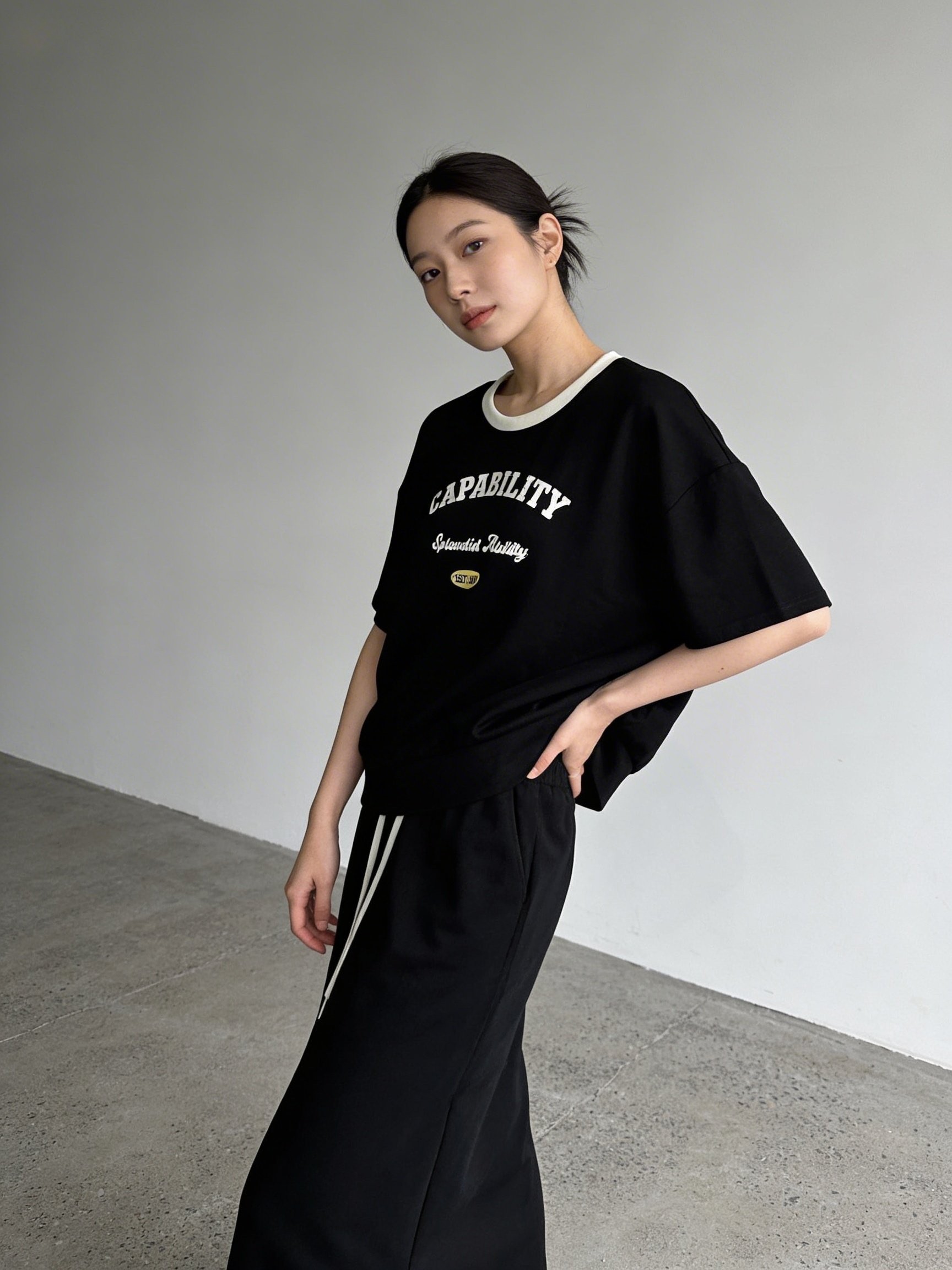 CAPABILITY 復古短袖T恤 + 鬆緊中長裙套裝