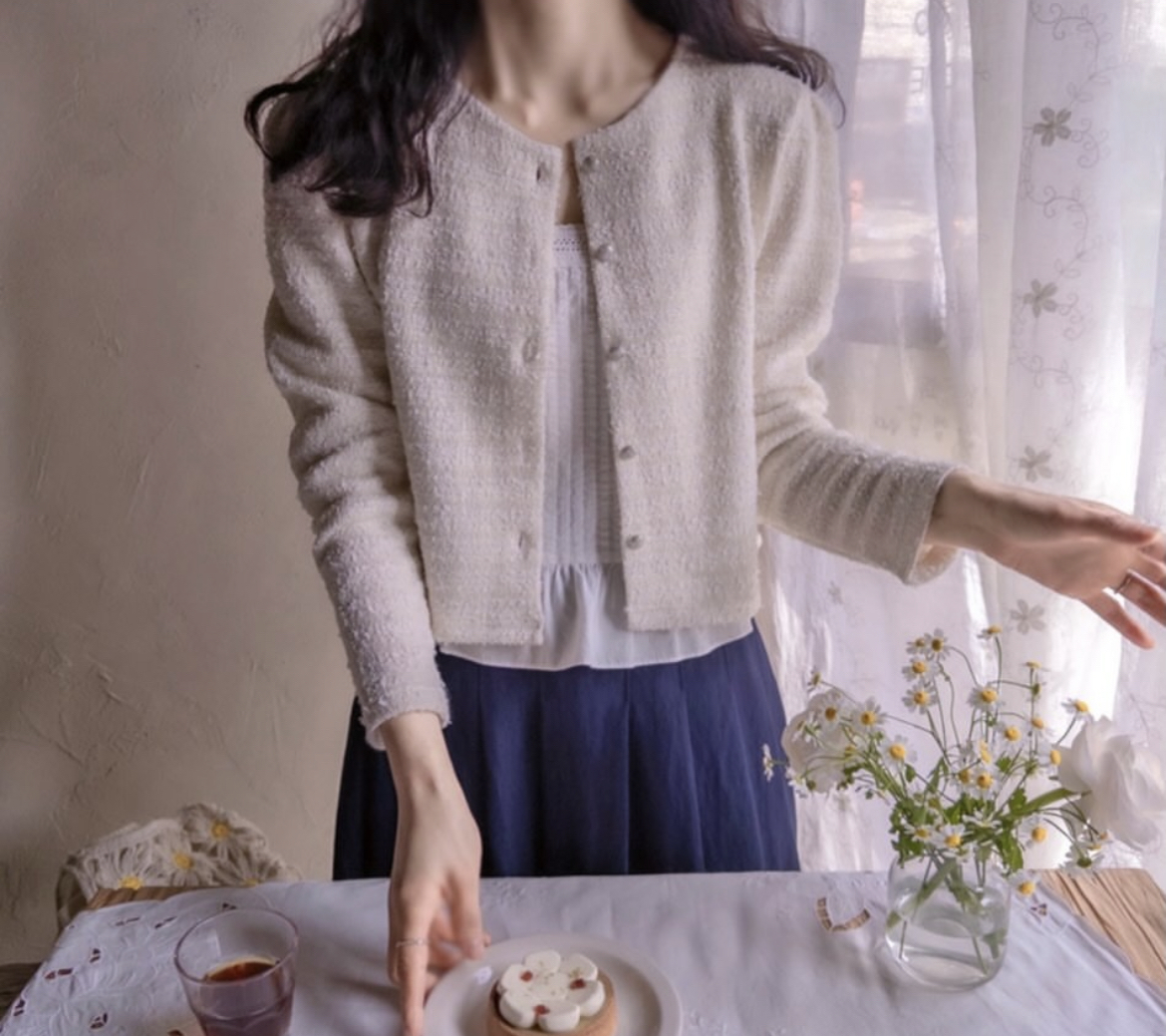 ♡ 高 貴 橫 間 外 套 。