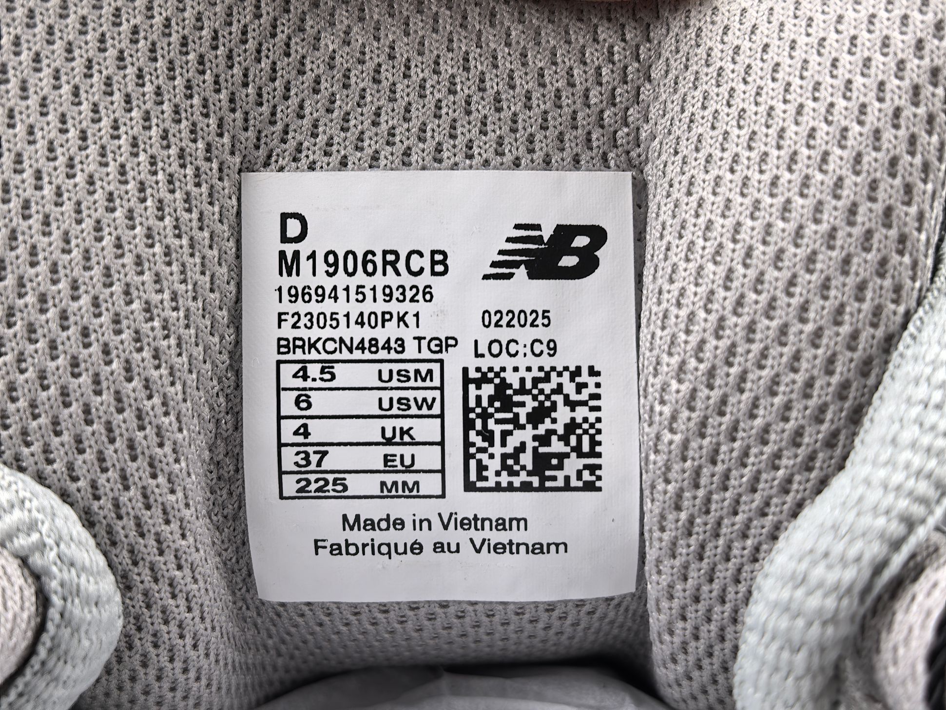 New Balance 1906R M1906RCB